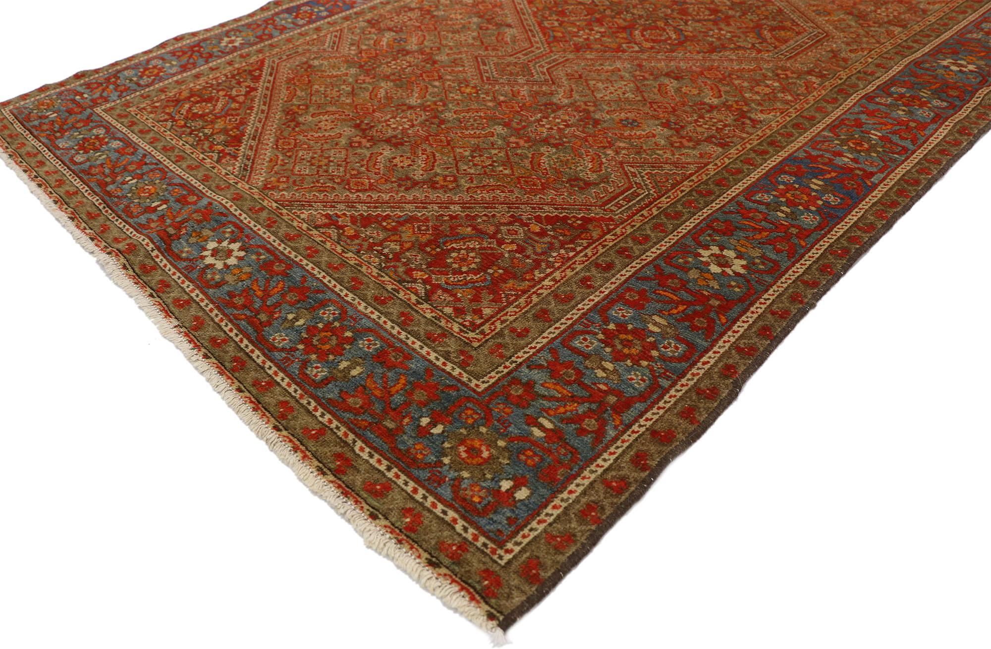 74649 antiken persischen Mishan Malayer Teppich mit Northwestern Arts & Crafts Stil 04'00 x 06'08. Dieser antike persische Malayer aus handgeknüpfter Wolle mit seinem geometrischen Muster und den satten Farben wurde im Dorf Mishan gewebt und gilt