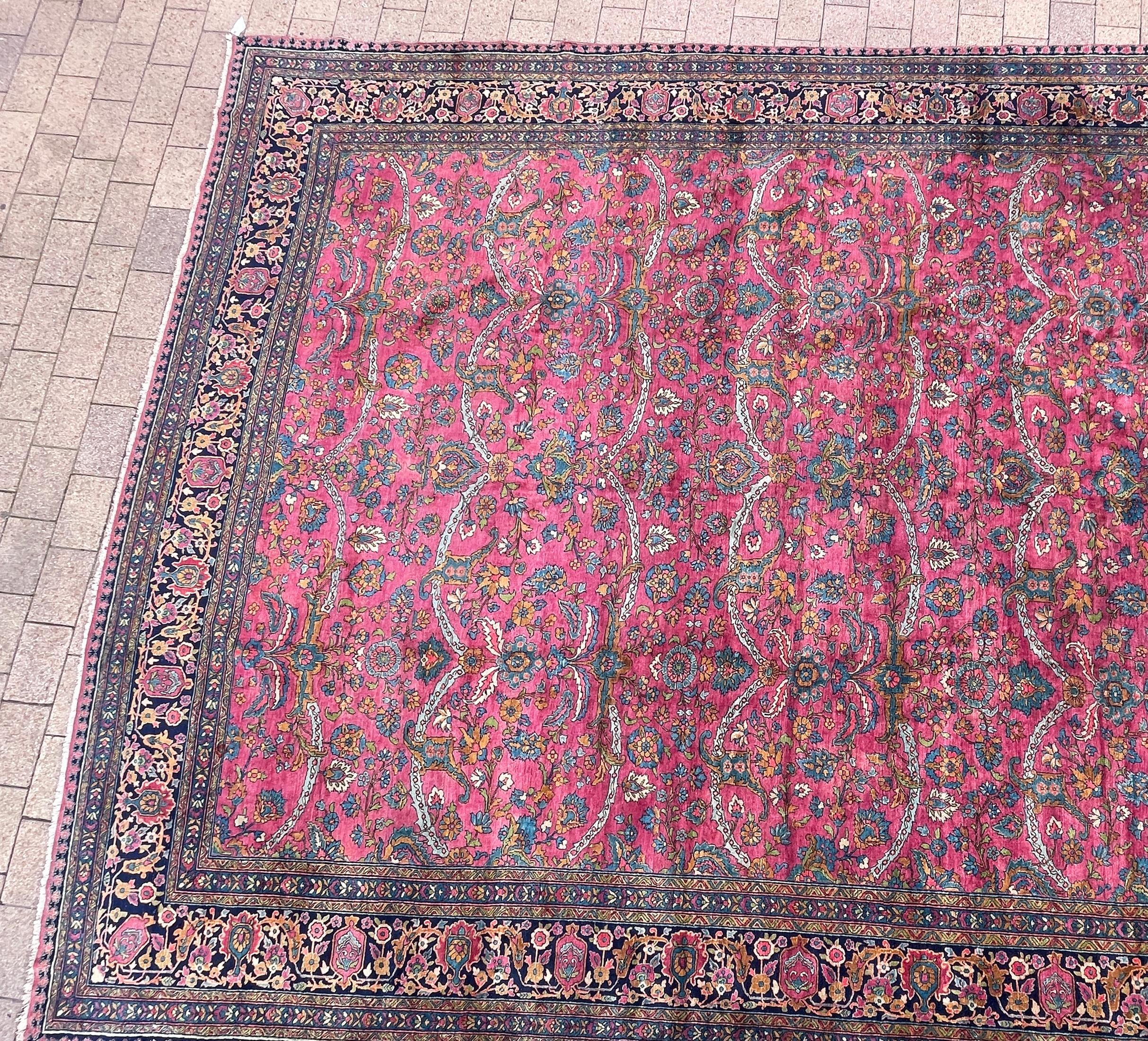 Antiker persischer Mohajeran- Sarouk-Teppich aus Sarouk, äußerst ungewöhnlich im Angebot 2