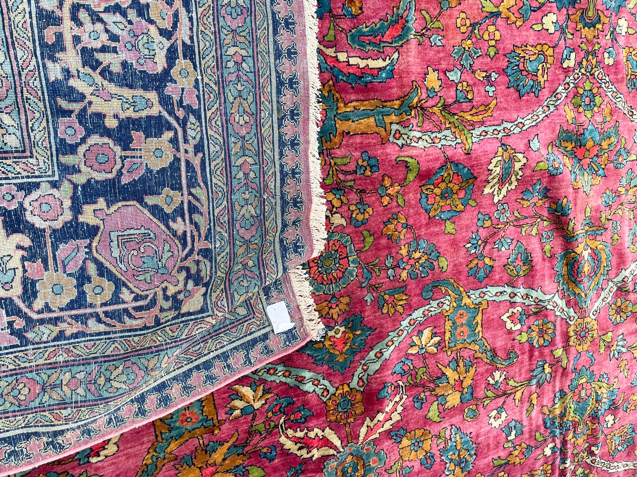 Antique Persian Mohajeran Sarouk carpet, Most Unusual For Sale 7