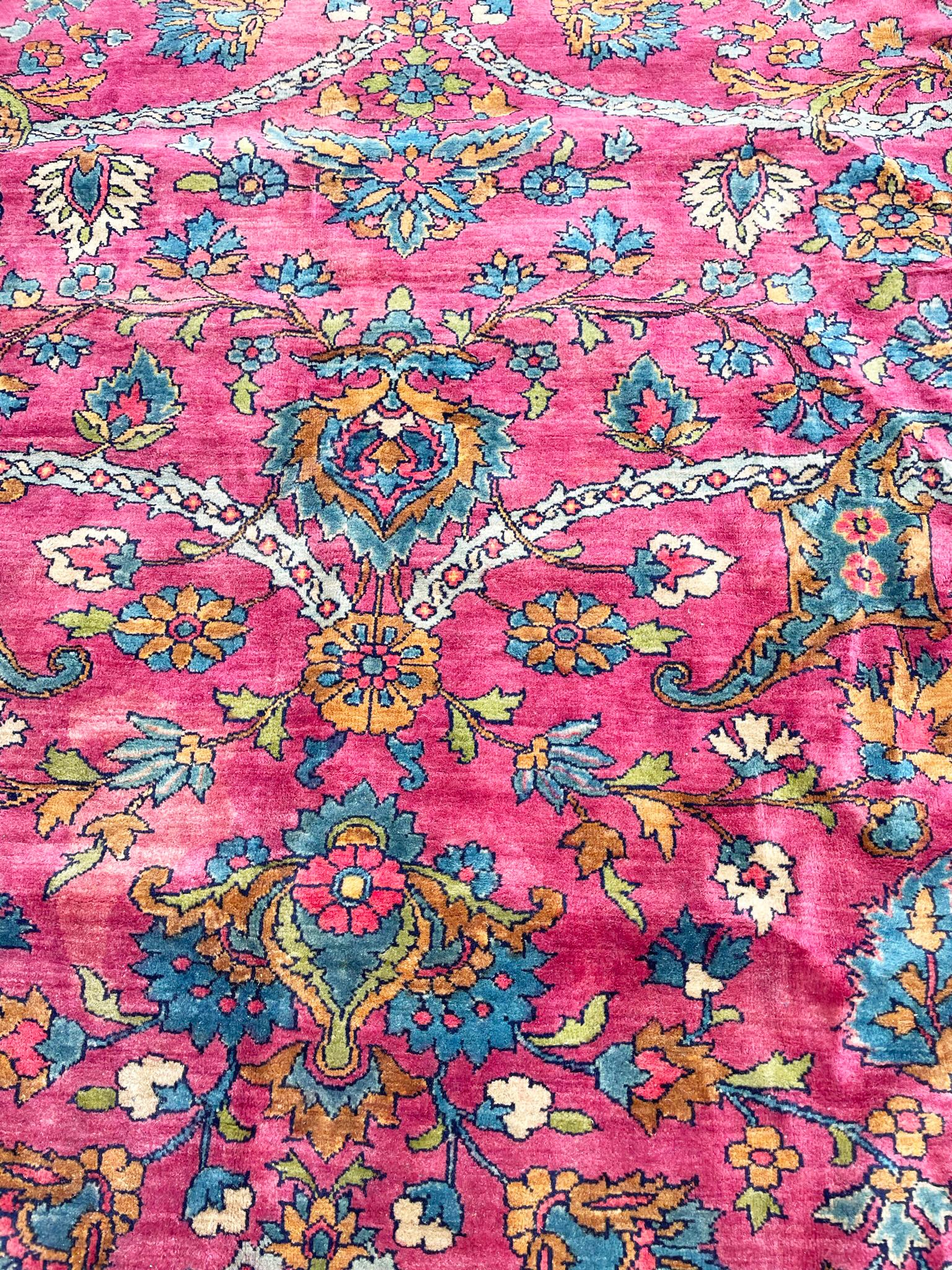 Antique Persian Mohajeran Sarouk carpet, Most Unusual For Sale 10
