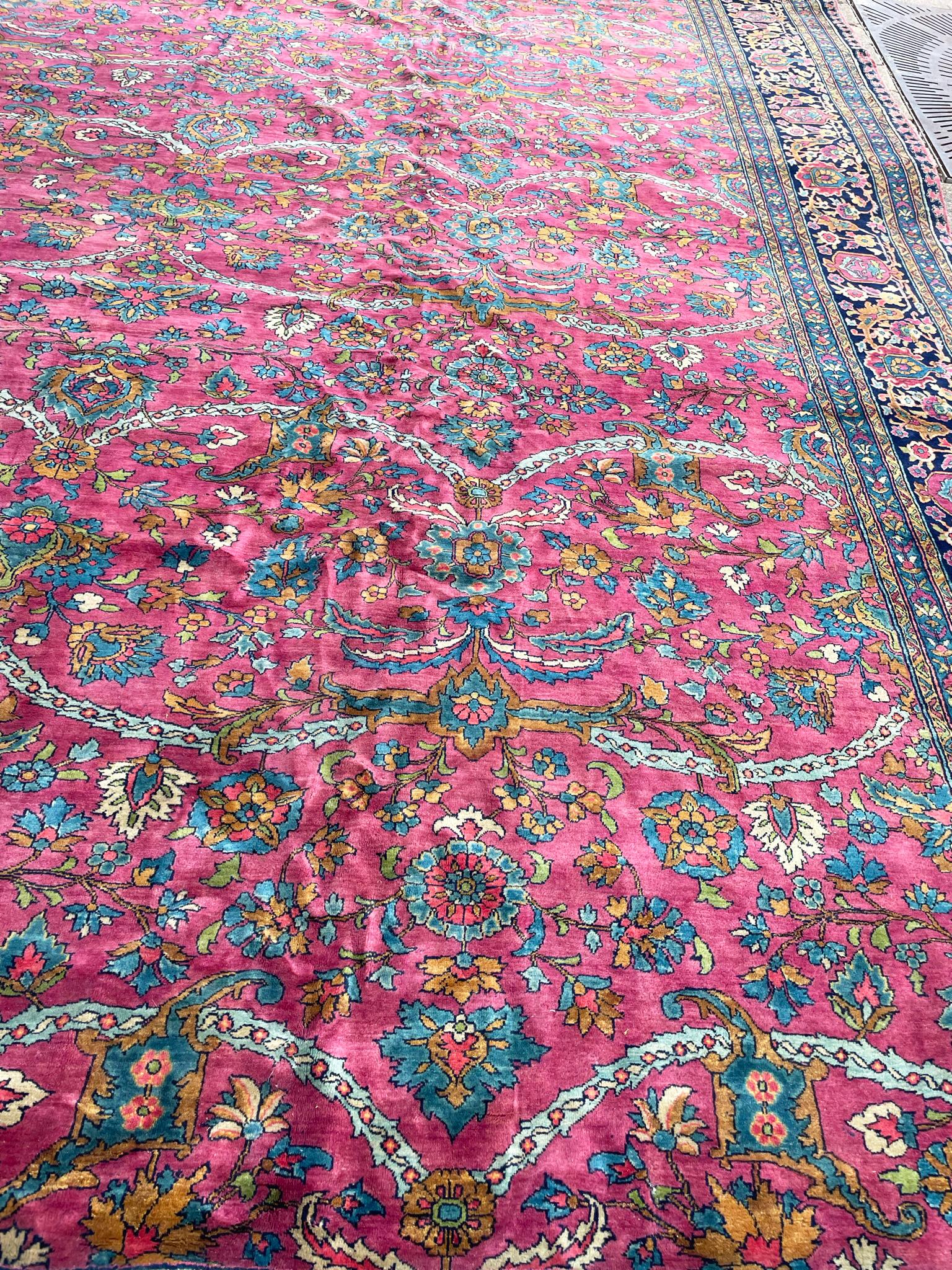 Antique Persian Mohajeran Sarouk carpet, Most Unusual For Sale 11