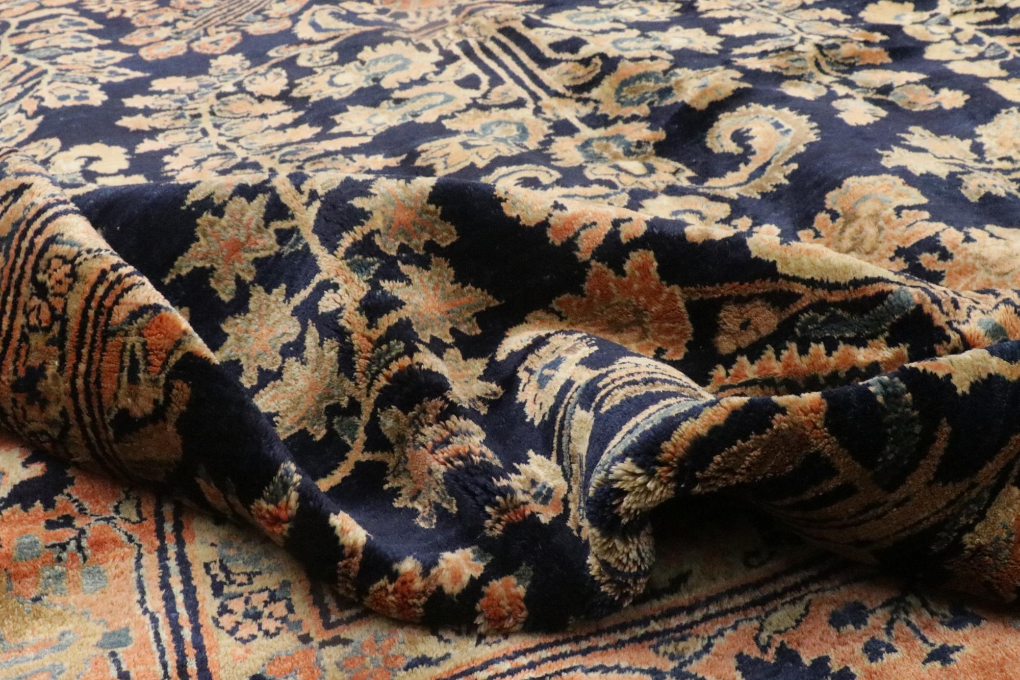 1900's Persian Mohajeran Sarouk Carpet with Traditional Style 11