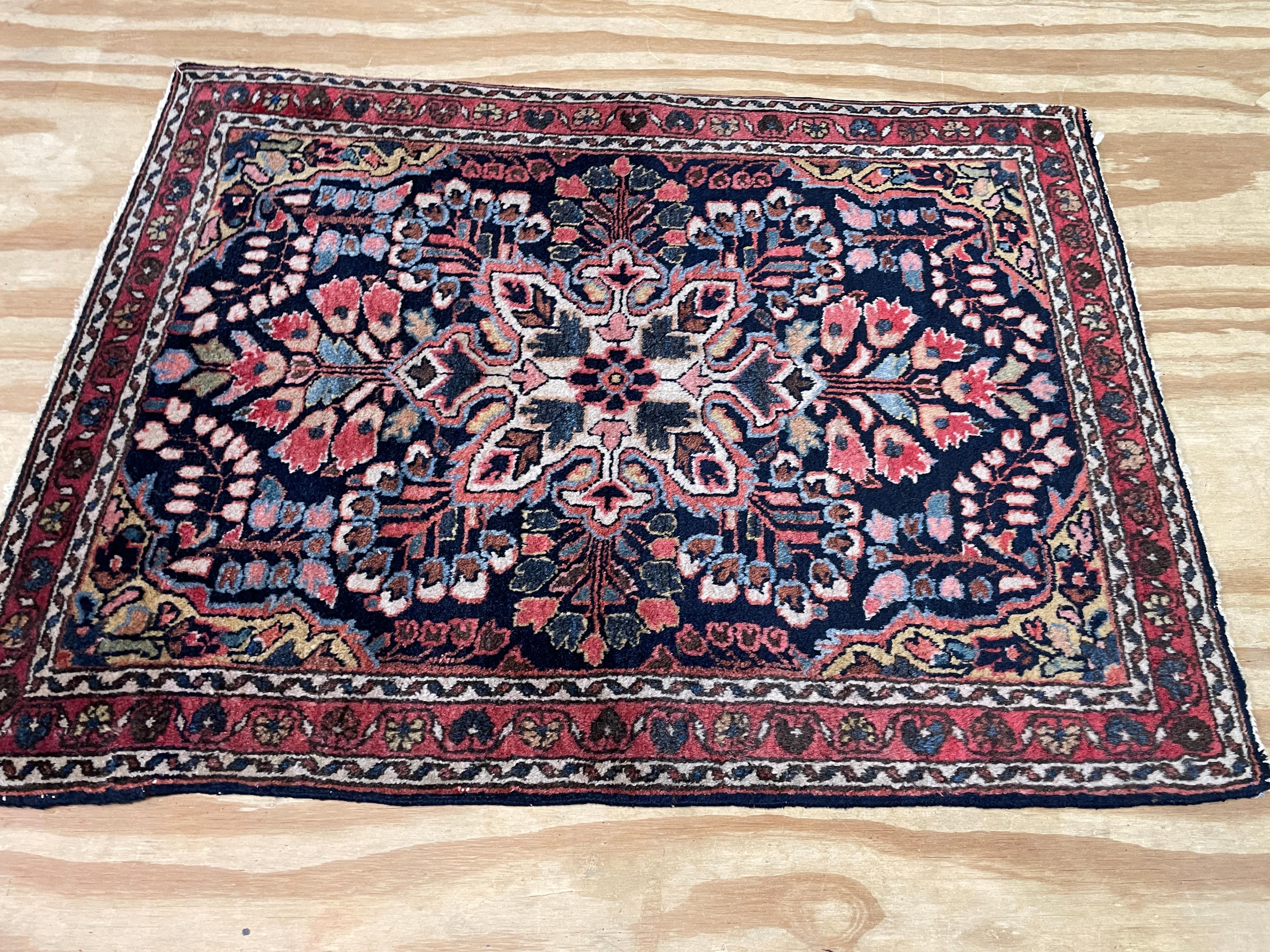 Antiker persischer Mohajeran-Sarouk-Teppich (Persisch) im Angebot