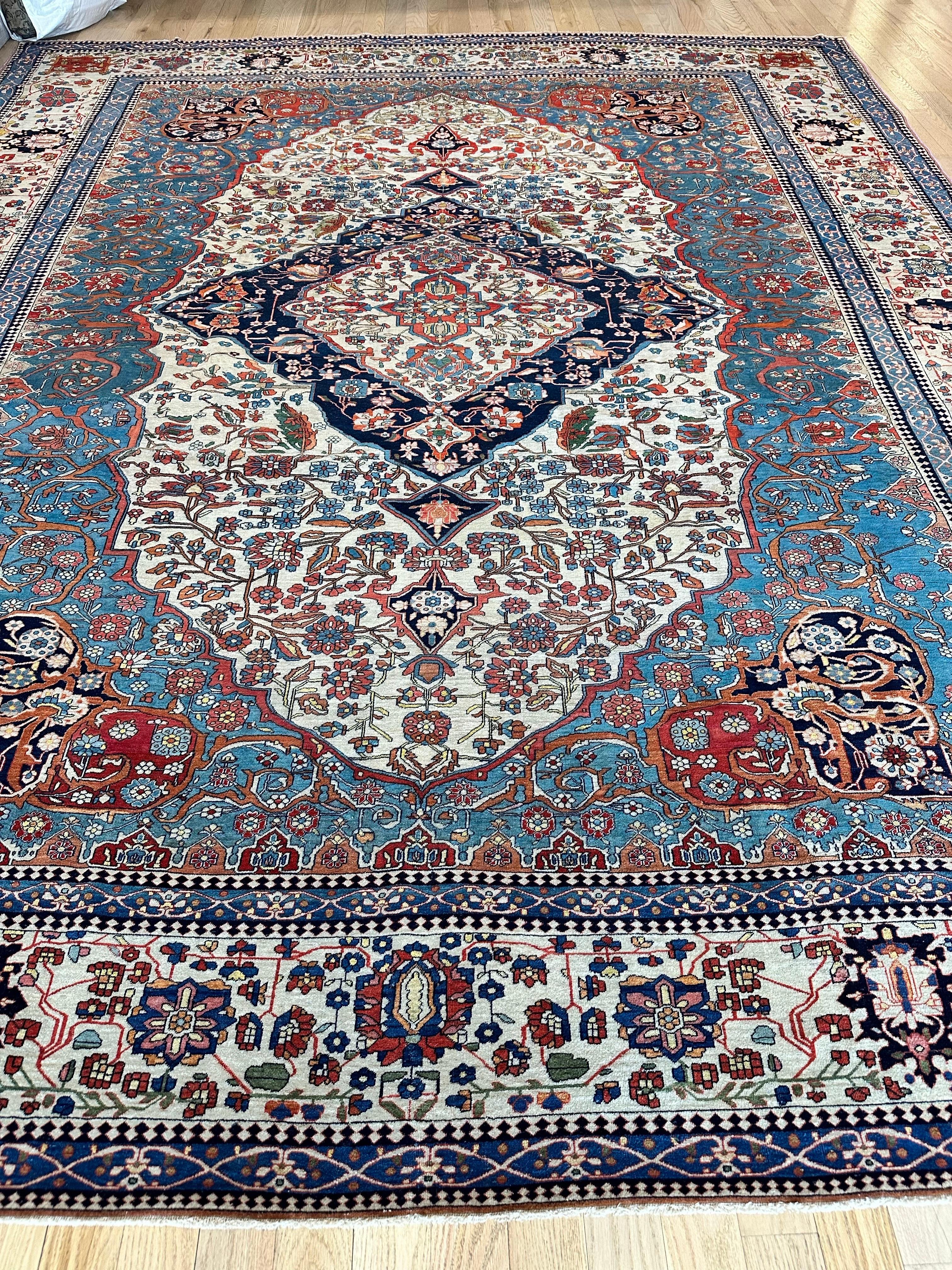 Tapis persan Mohtasham Kashan ancien, fond ivoire, bordure ivoire, bleu, vert en vente 4
