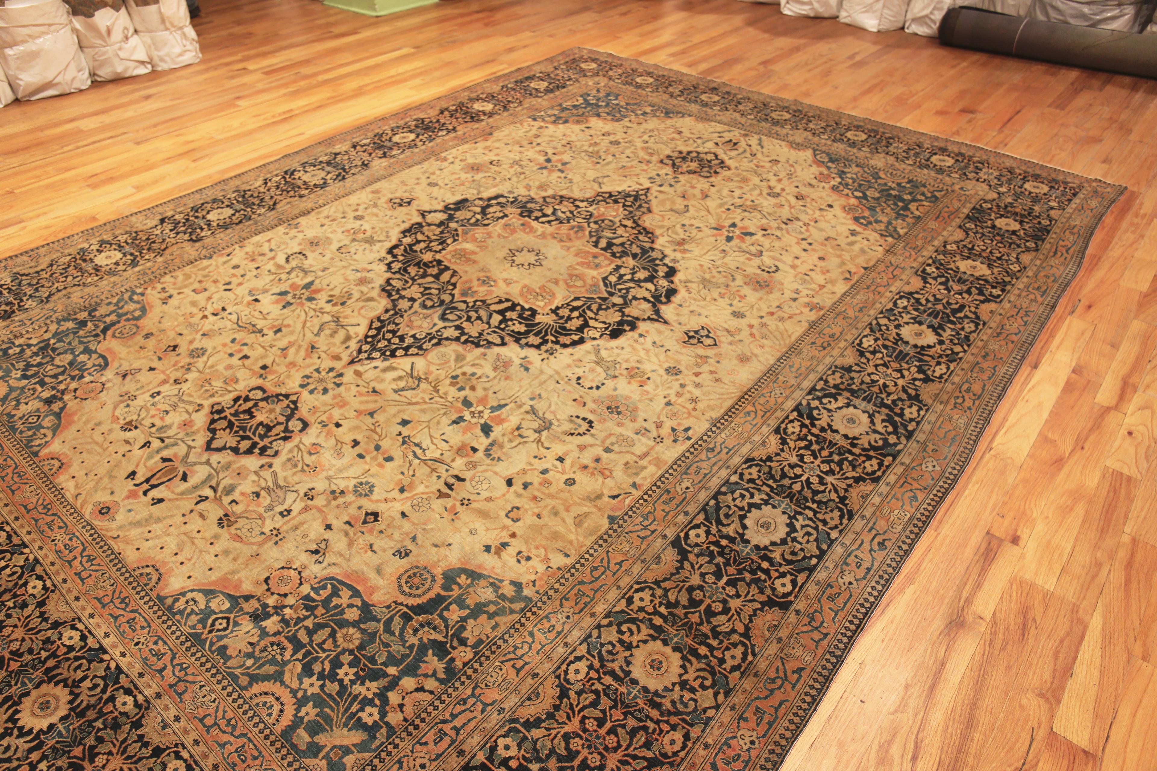 Antique Persian Mohtasham Kashan Rug. 9 ft 10 in x 13 ft 7in For Sale 1