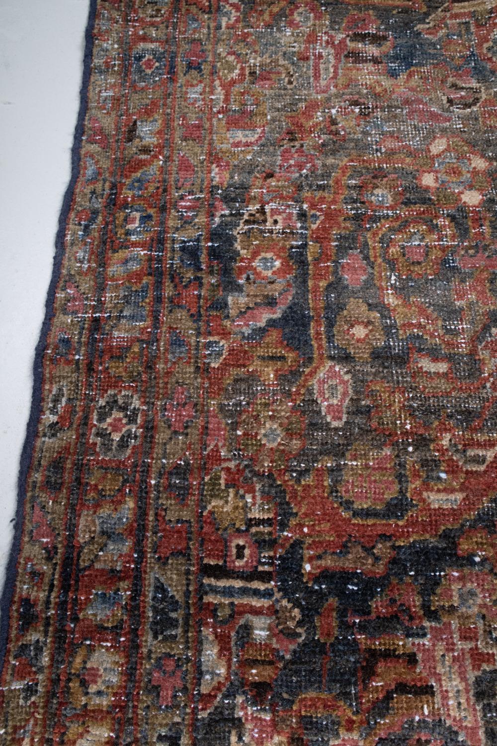 Tissé à la main Tapis de couloir persan ancien Mustafi Mahal en vente