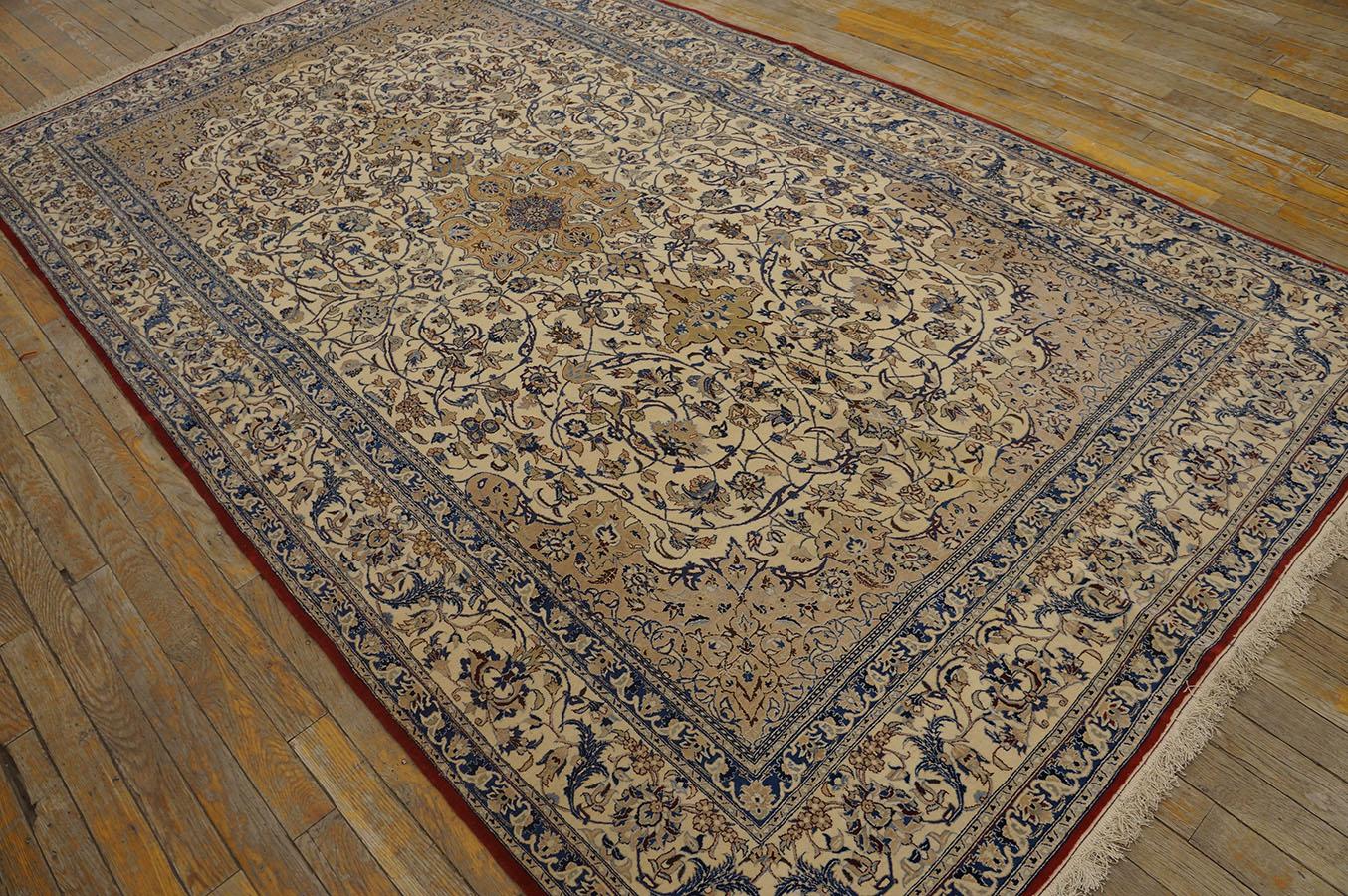 Mid-20th Century Mid 20th Century Nain Wool & Silk Carpet ( 5'1