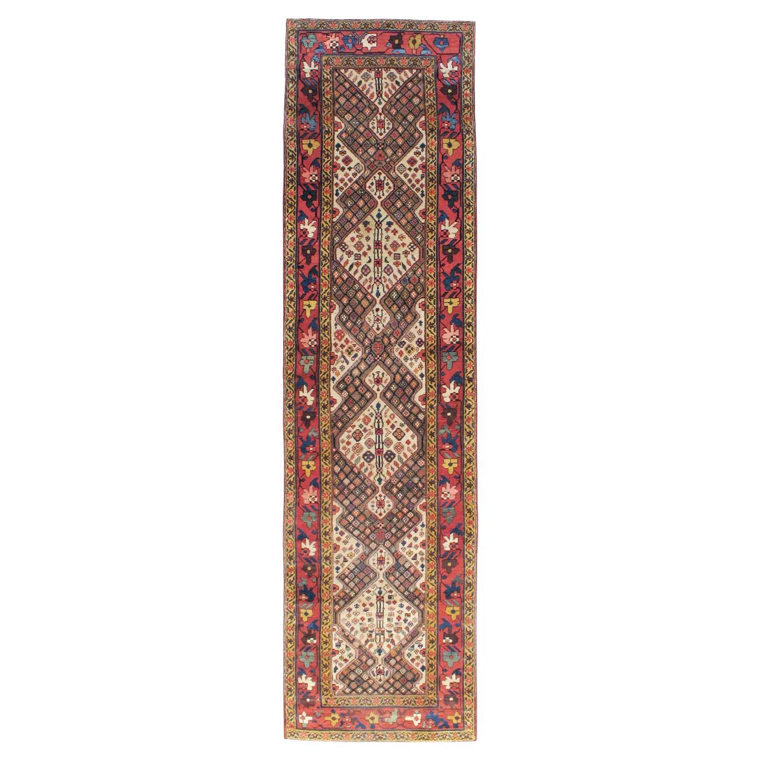 Antico runner persiano del Nord Ovest in vendita