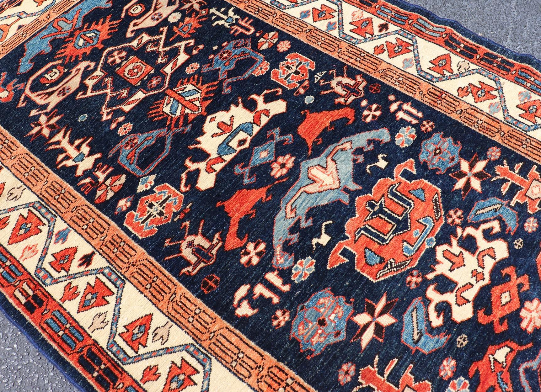 Antike persische N.W. Persischer Läufer mit geometrischen Tribal-Motiven 3'9 x 8'6 im Angebot 8