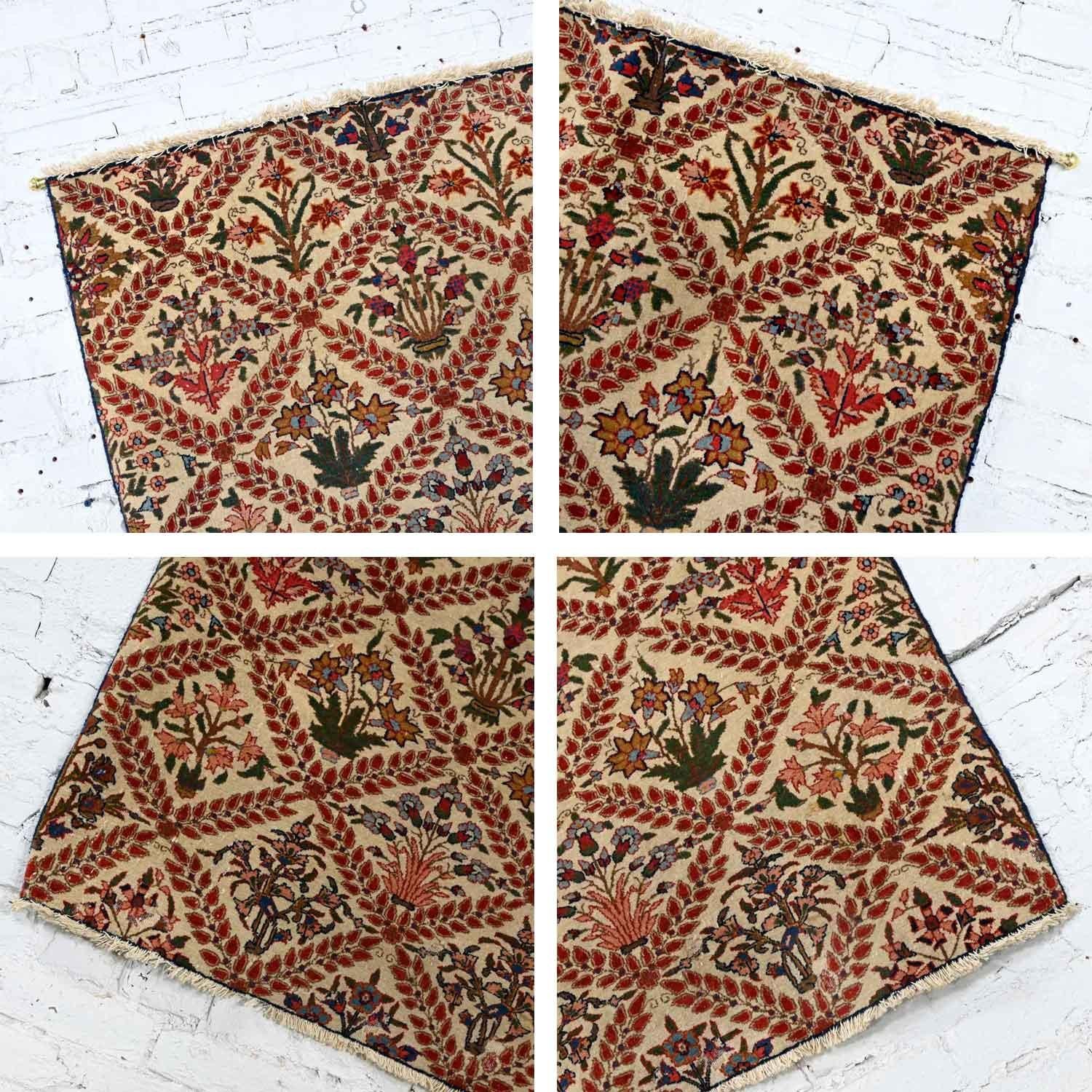 Antique Persian Oriental Hand Woven Wool & Cotton Leaf & Floral Rug Wall Hanging In Good Condition For Sale In Topeka, KS