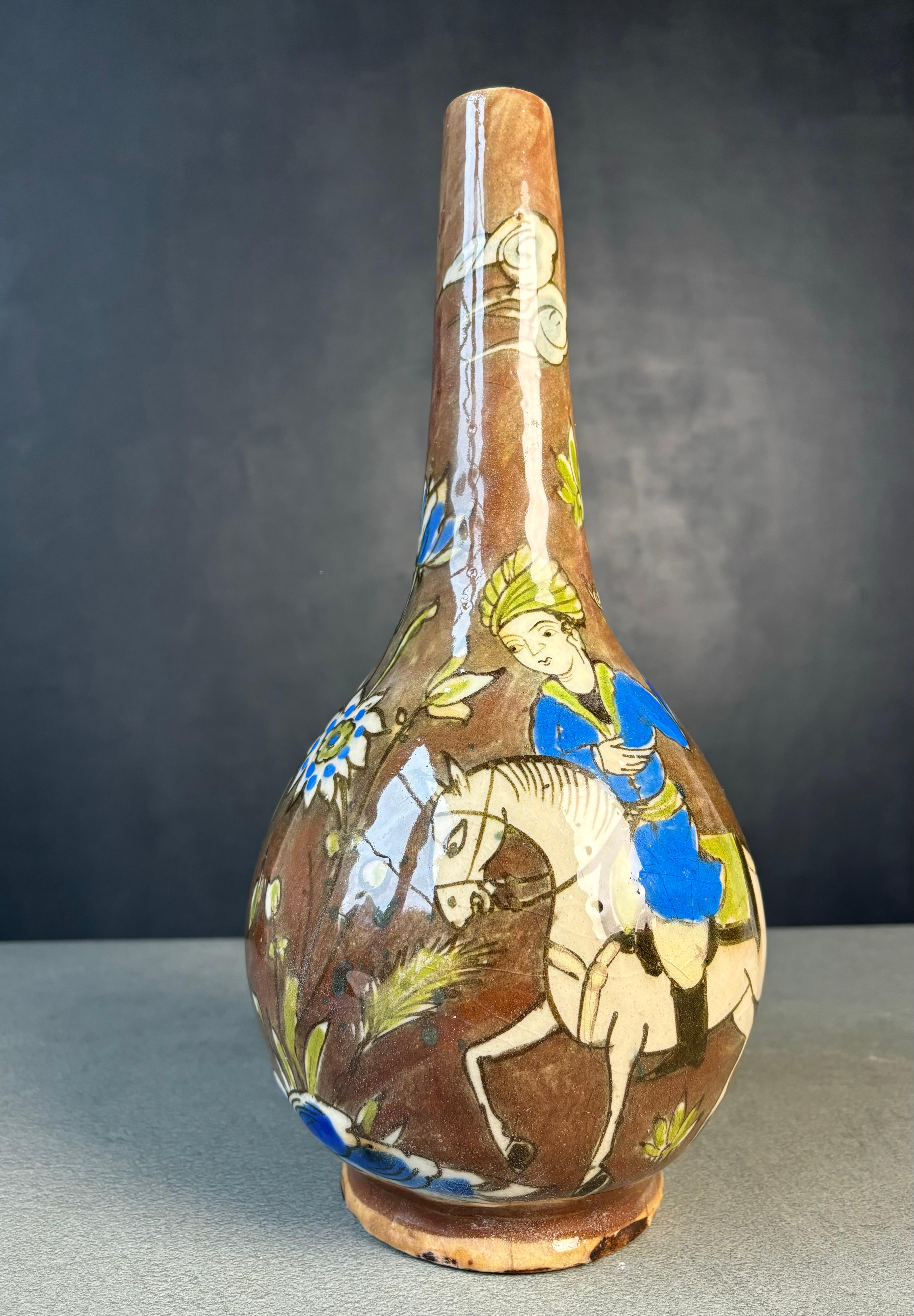 Antico vaso a bottiglia persiano della dinastia Qajar, XIX secolo in vendita 9