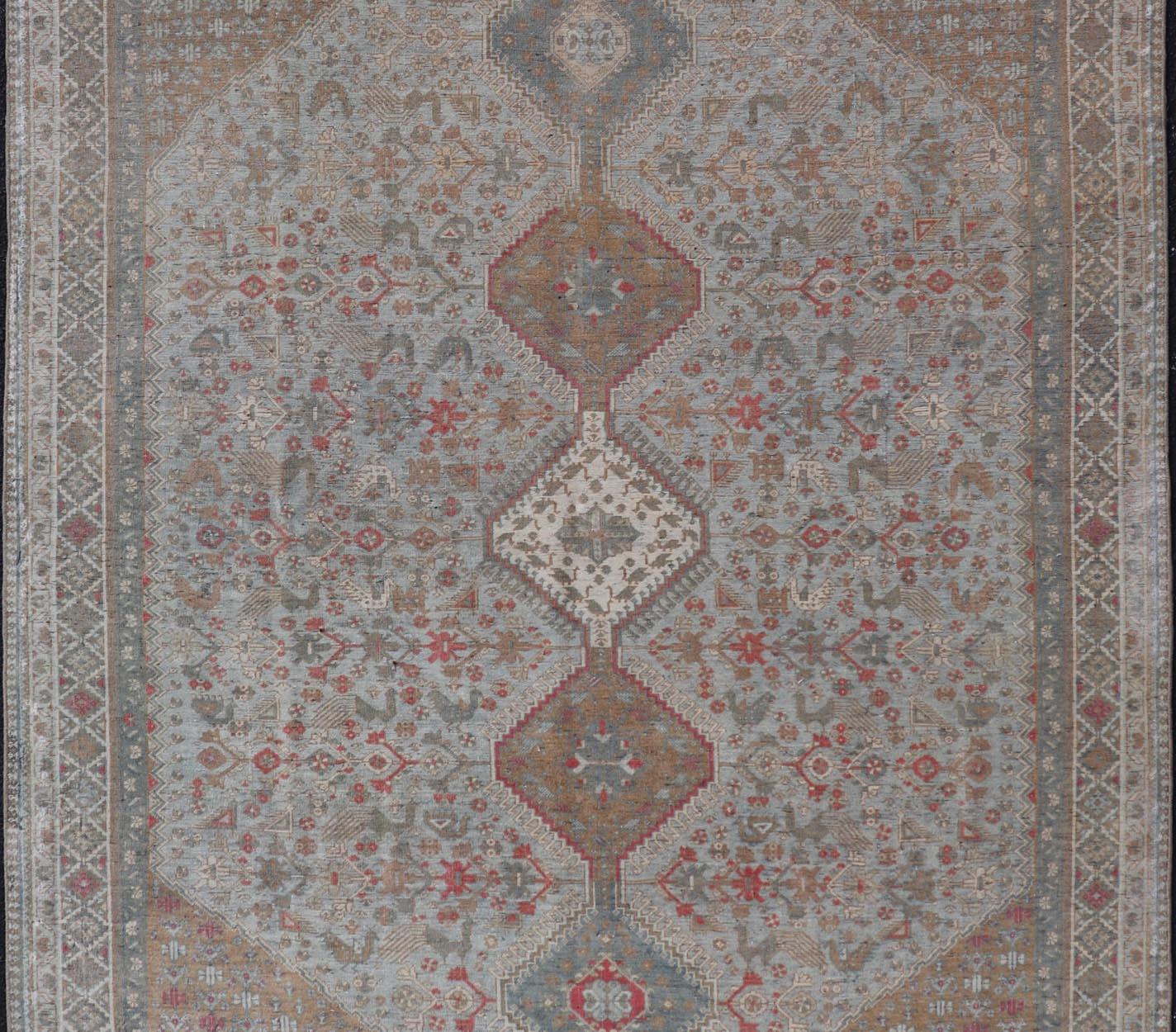  Antique Persian Qashgai Tribal Rug with stacked  diamond medallions and tribal  In Good Condition For Sale In Atlanta, GA