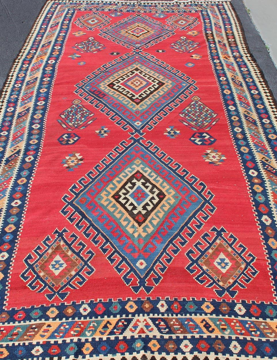 Antique Persian Qashqai Kilim Gallery Rug with Geometric Diamond Design For Sale 4