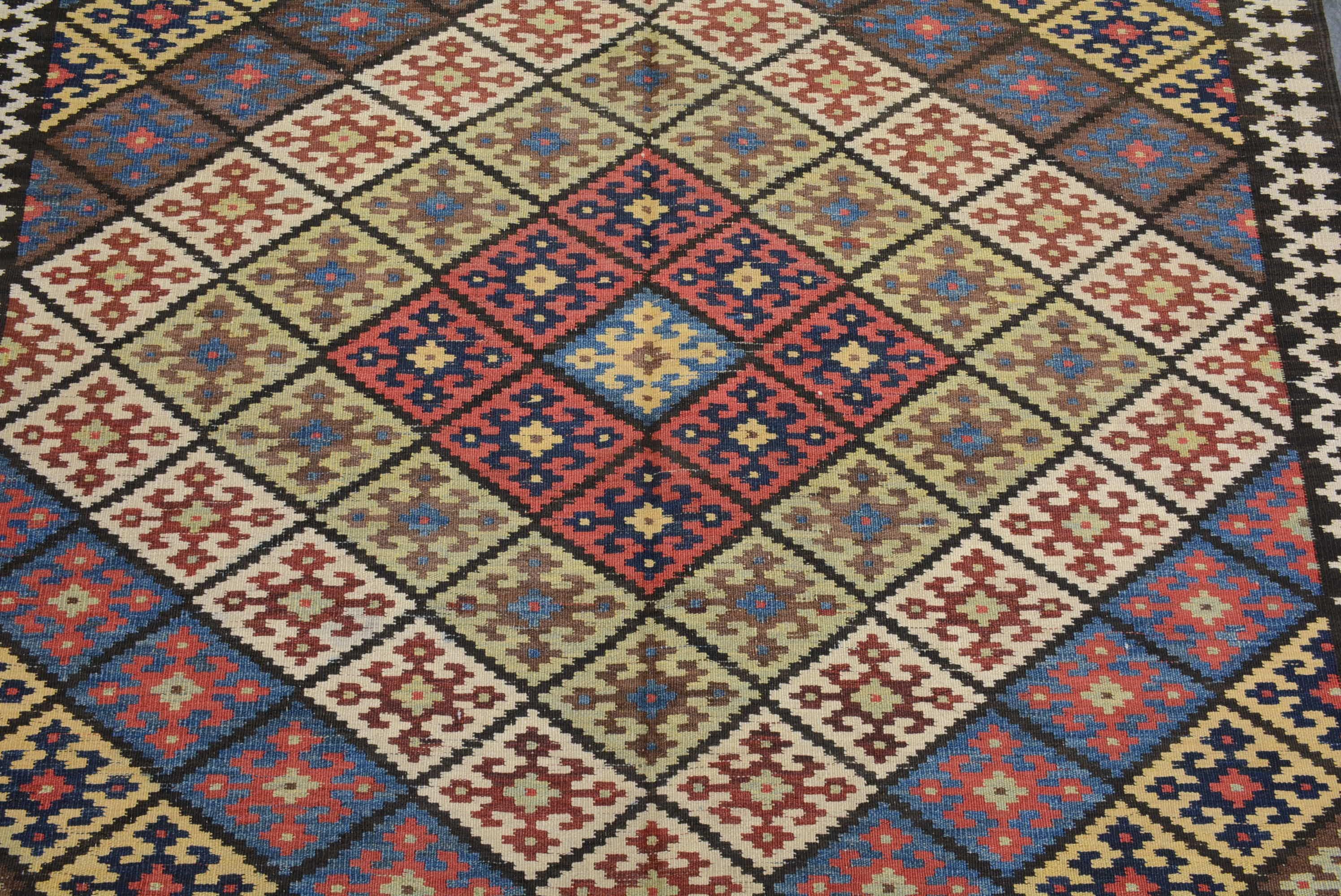 Tribal Chemin de table Kilim persan antique Qashqai en vente