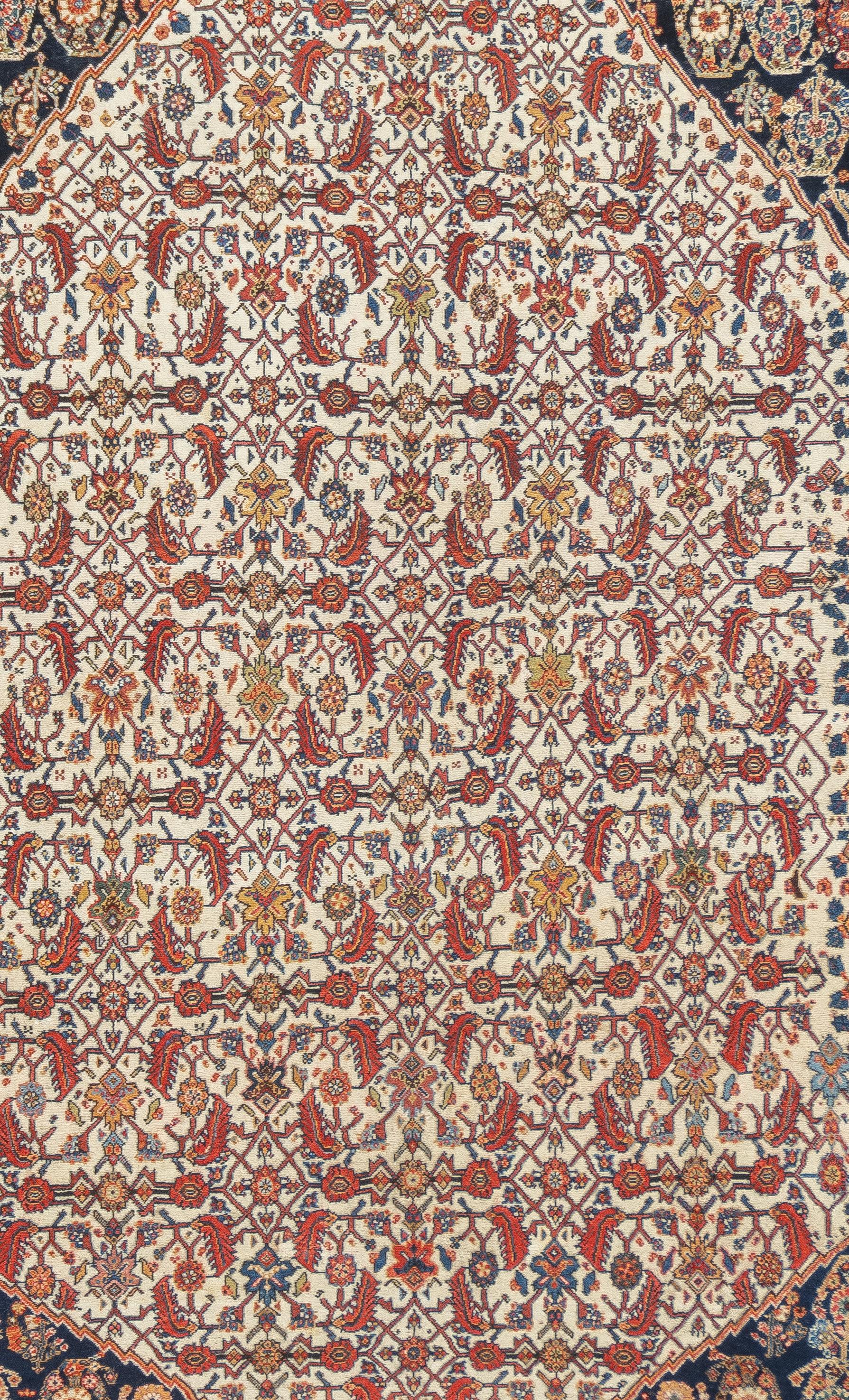 Perse Ancien tapis persan Qashqai 4'3'' x 7'2'' en vente