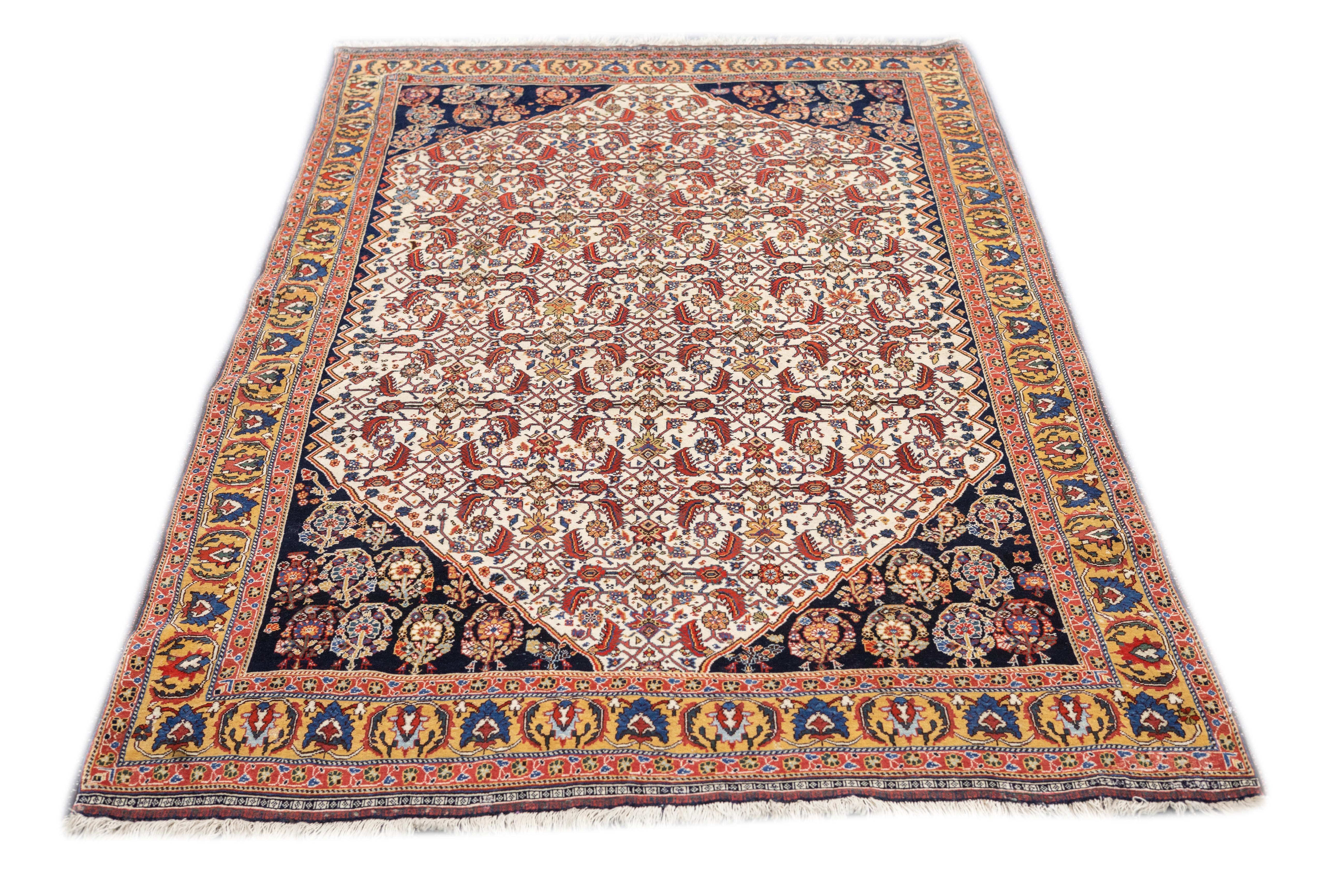 XIXe siècle Ancien tapis persan Qashqai 4'3'' x 7'2'' en vente