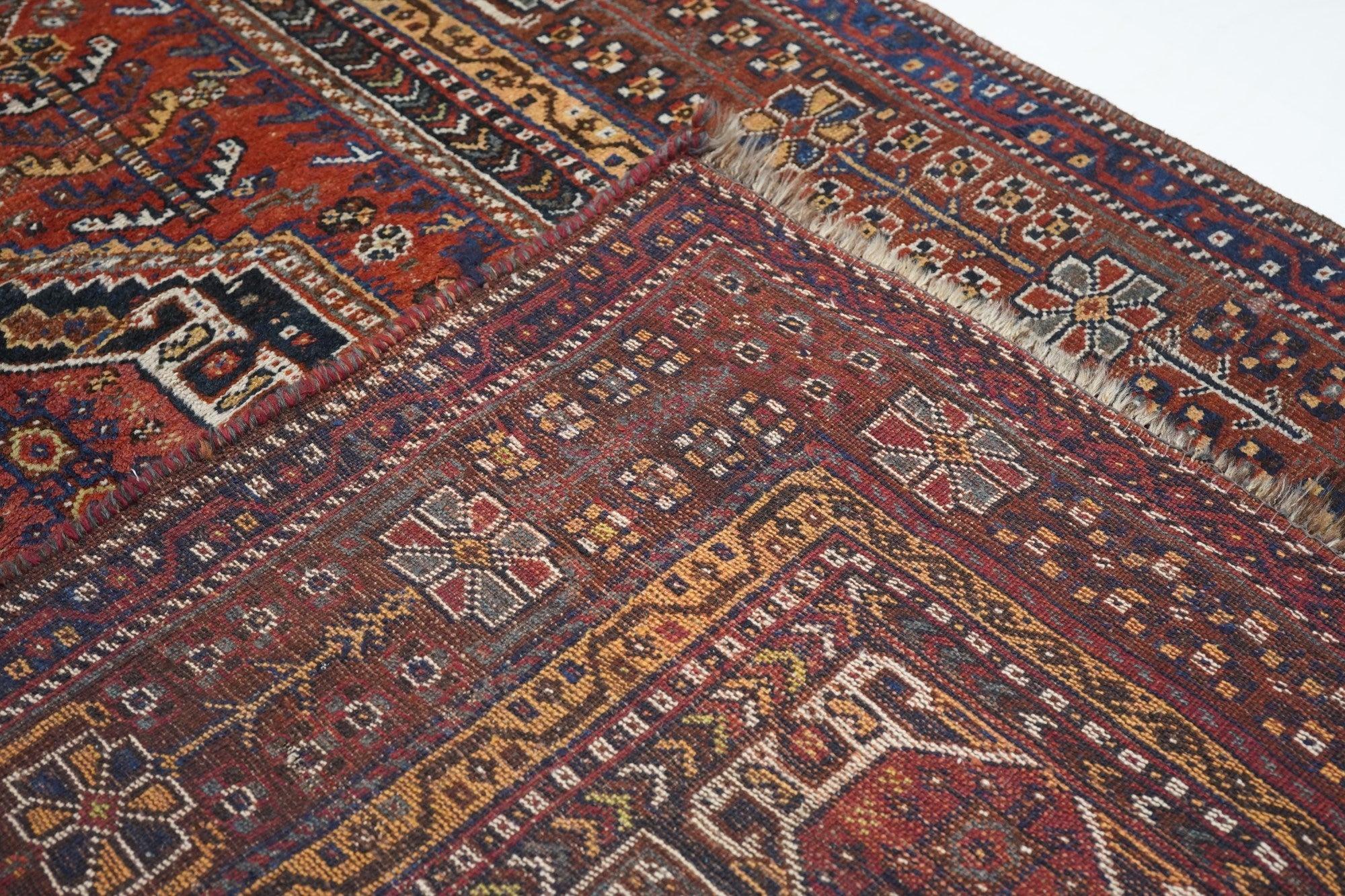 Antique Persian Qashqai Rug 4'9'' x 7'5'' For Sale 5