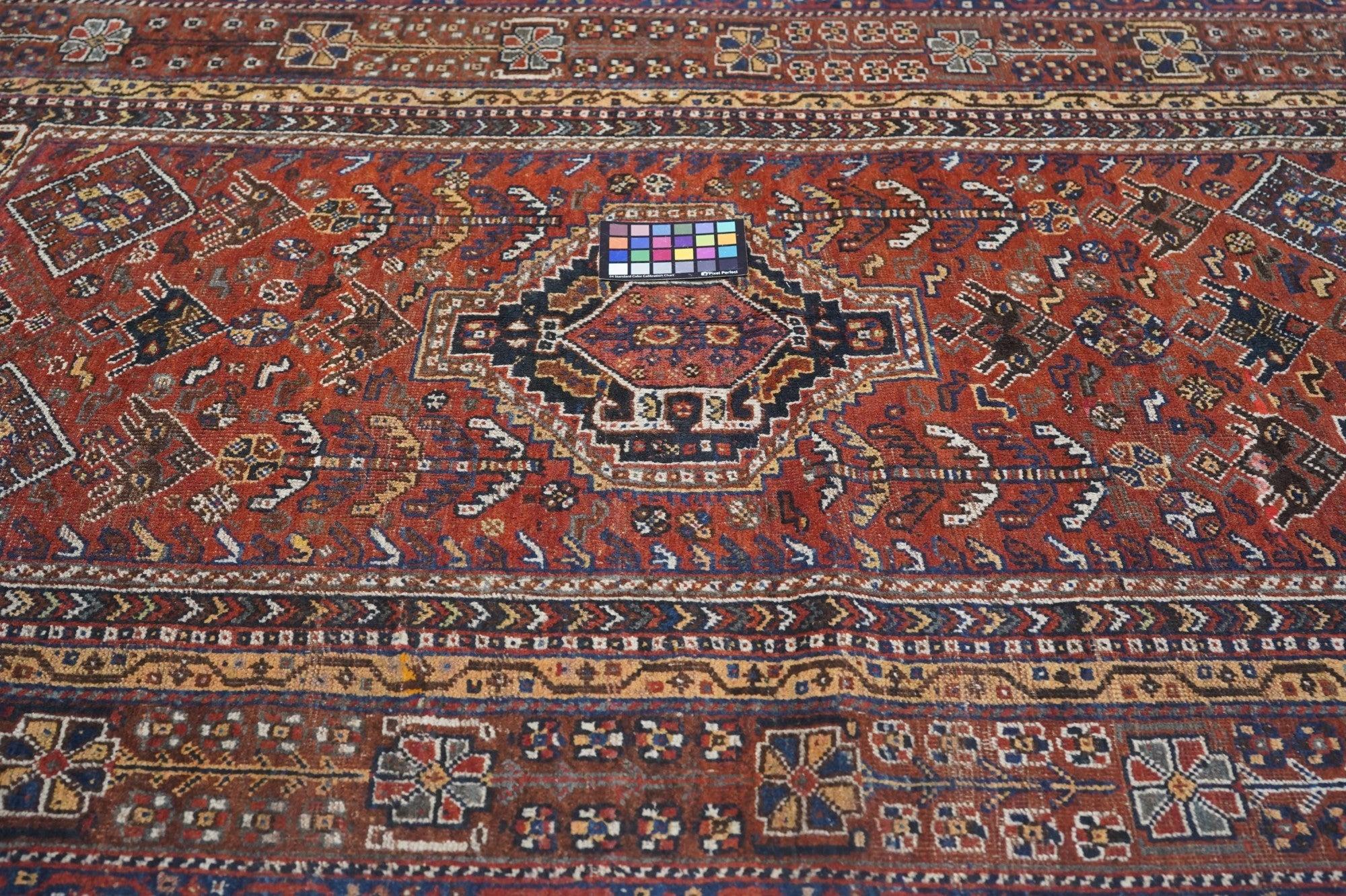 Antique Persian Qashqai Rug 4'9'' x 7'5'' For Sale 3