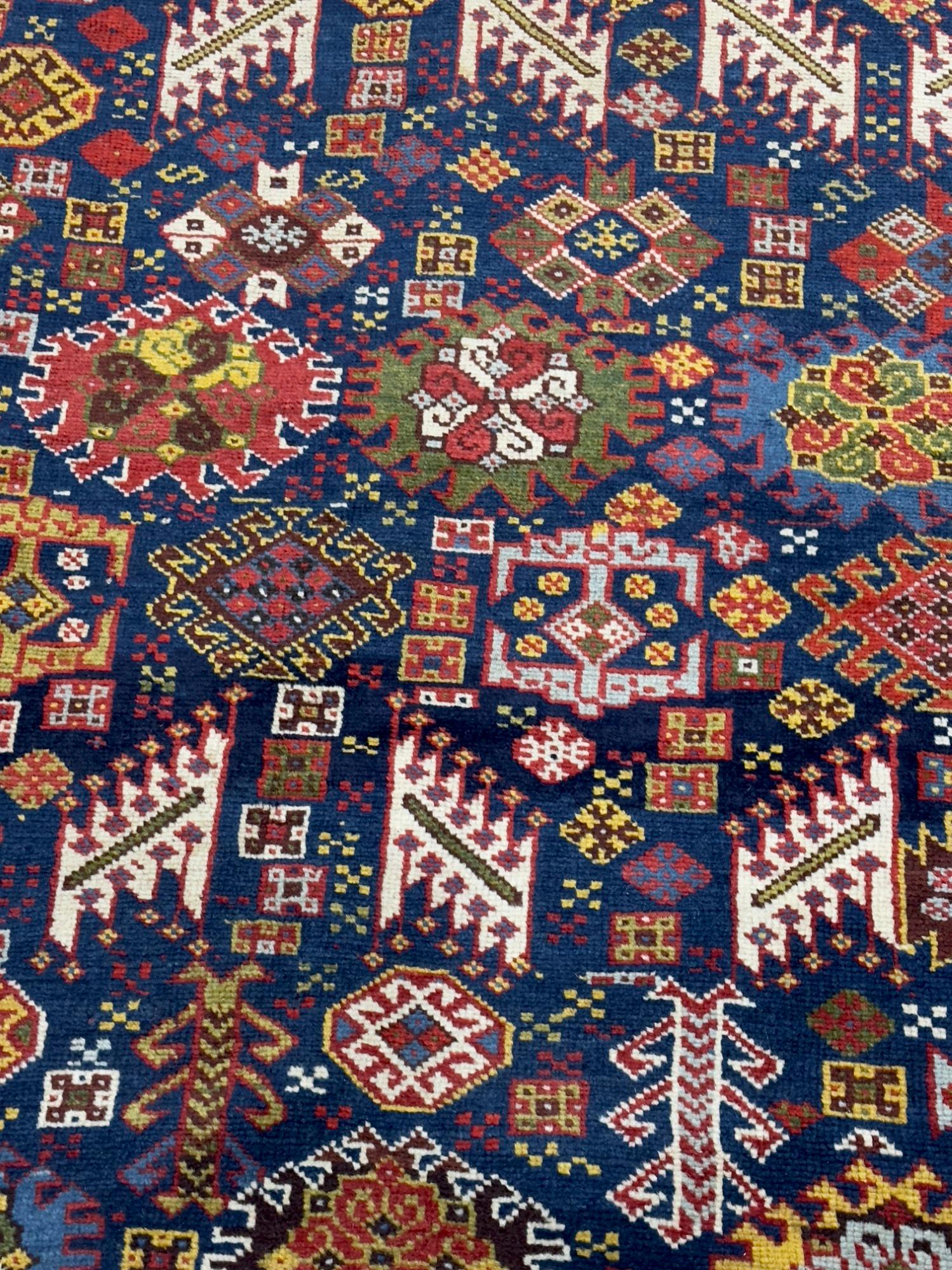 Antiker persischer Gaschgai-Teppich 5'3