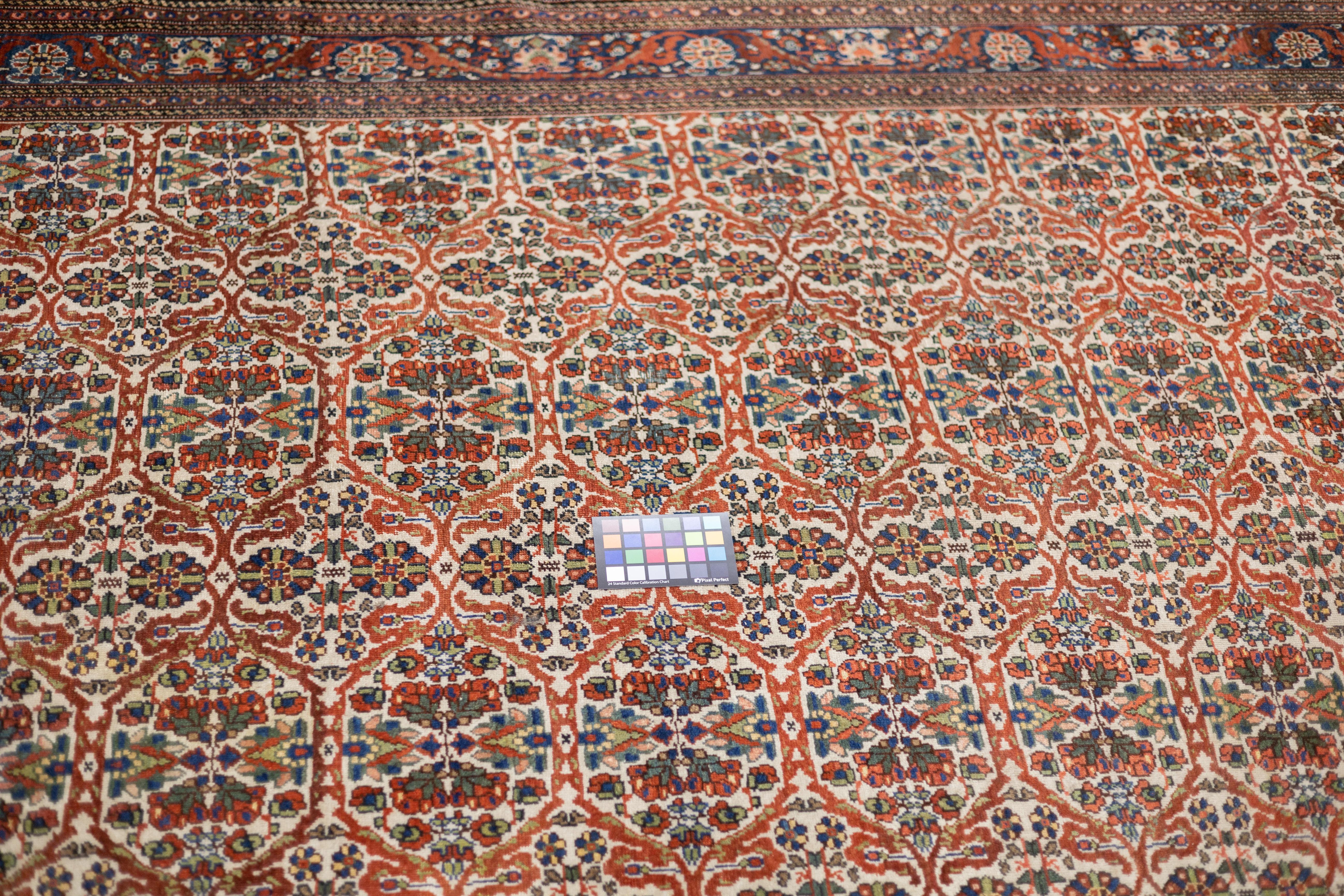 Antique Persian Qashqai Rug 6'11'' x 10'6'' For Sale 5