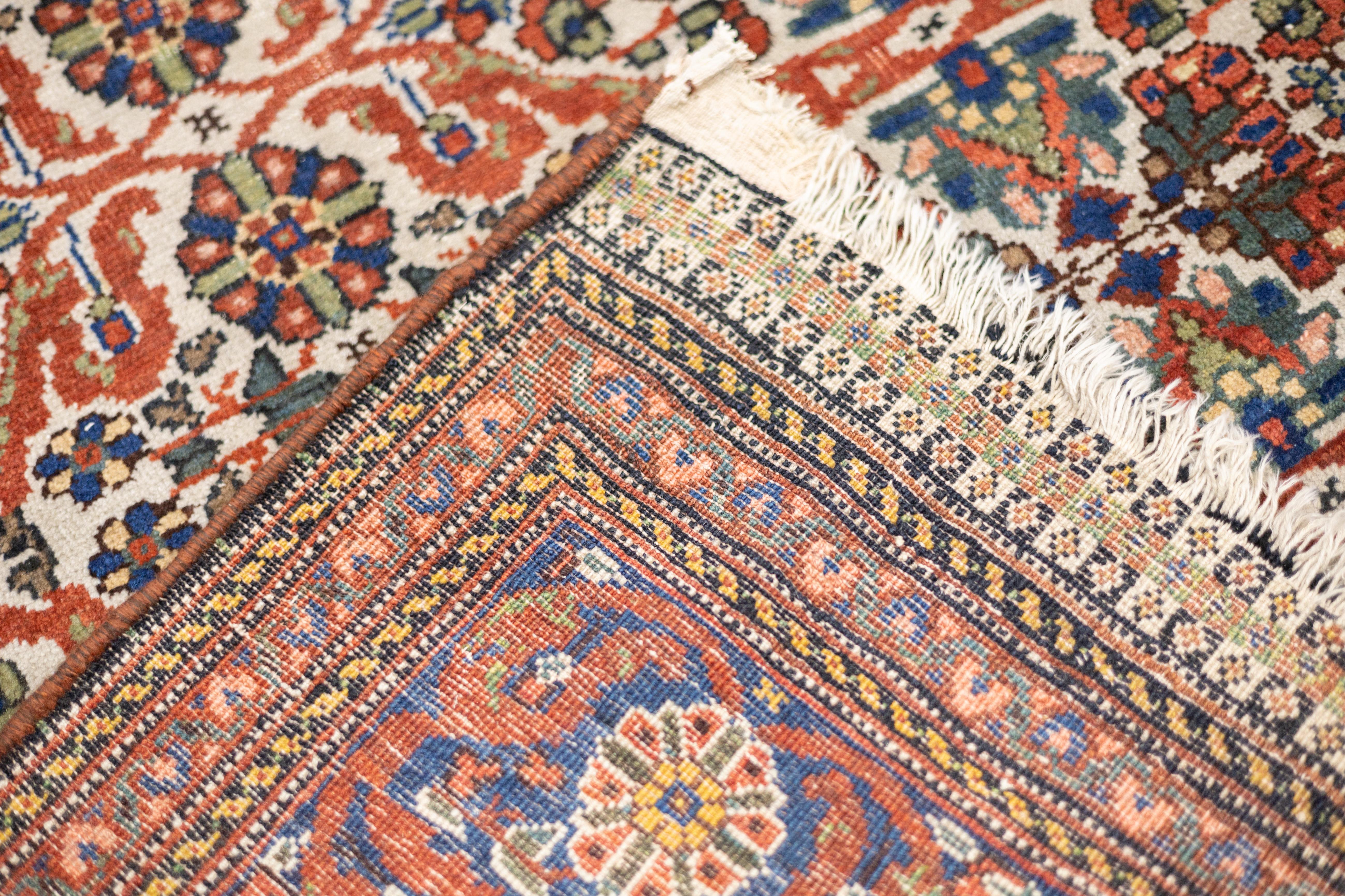 Antique Persian Qashqai Rug 6'11'' x 10'6'' For Sale 7