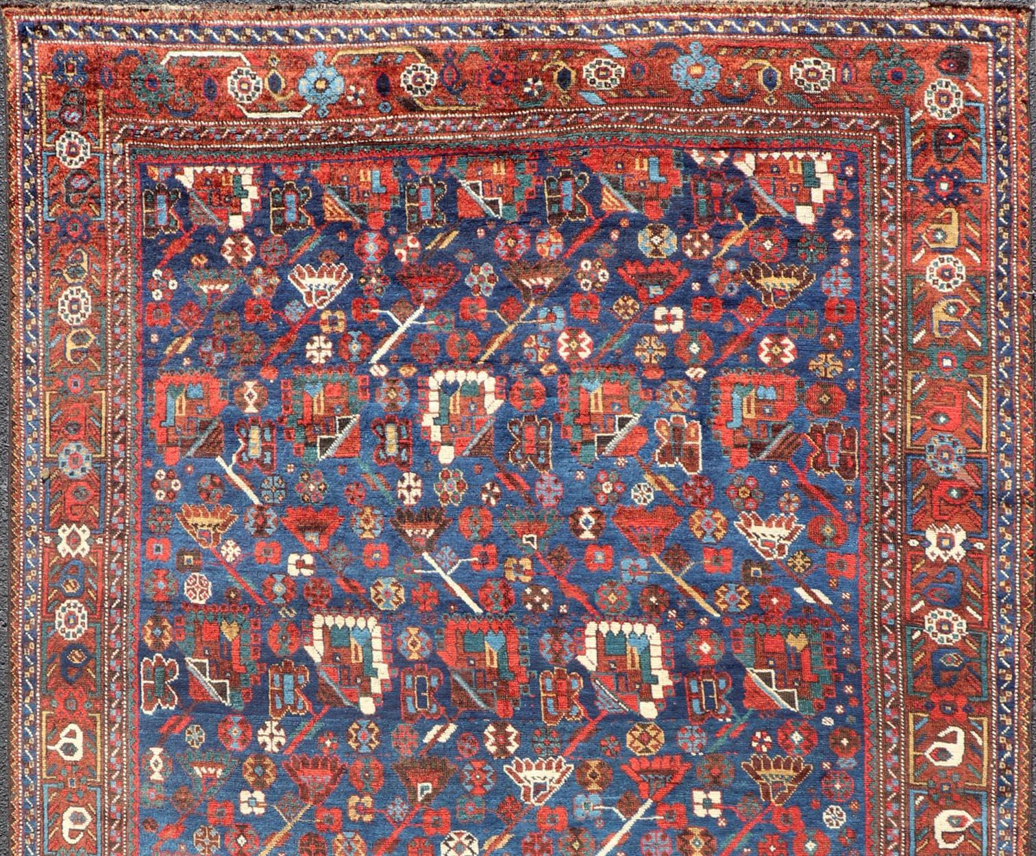 Antique Persian Qashqai Shiraz Tribal Rug with All-Over Tribal Design In Good Condition For Sale In Atlanta, GA