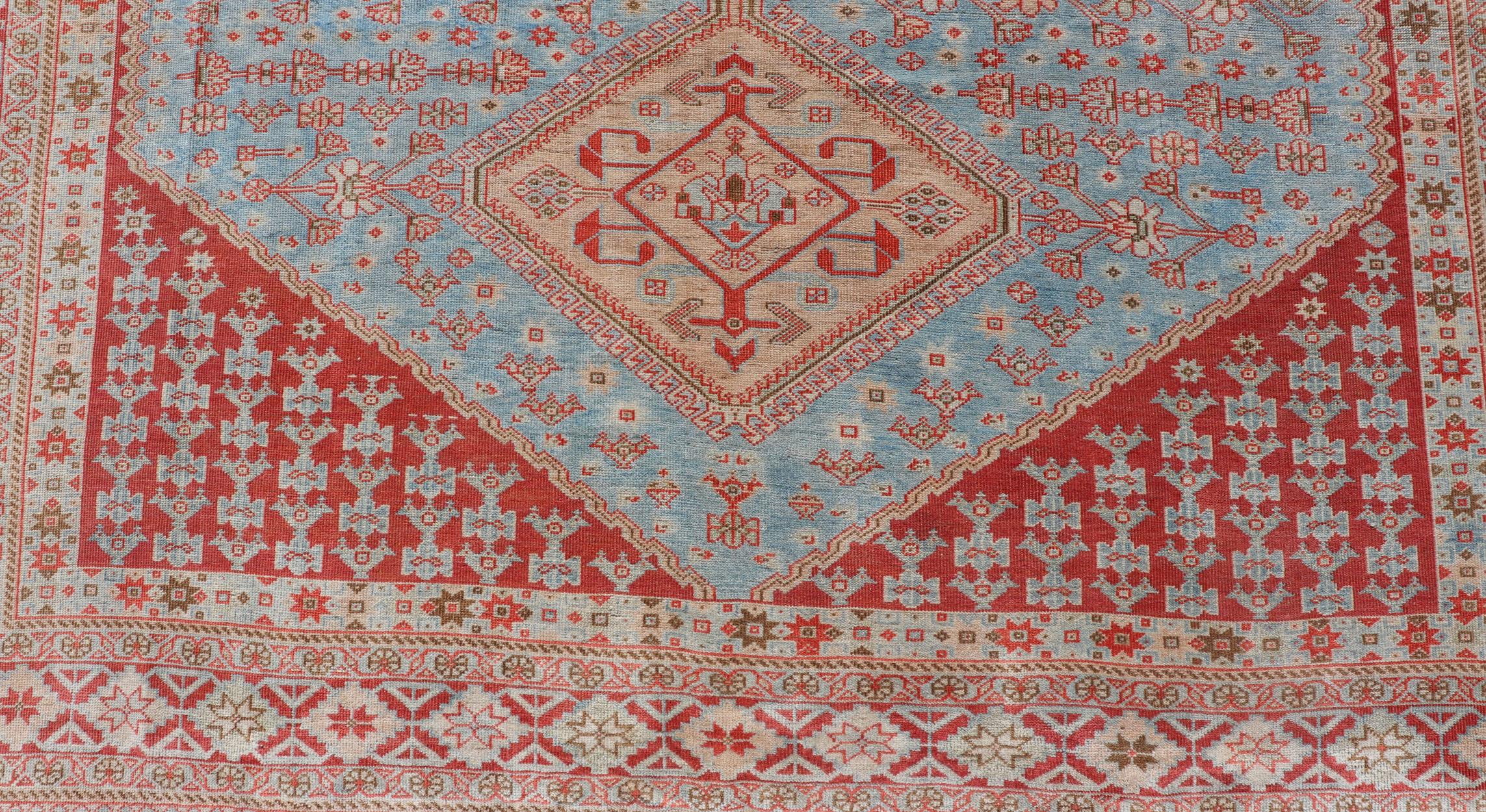 Antique Persian Qashqai Shiraz Tribal Rug with Latch Hooked Diamond Design For Sale 7
