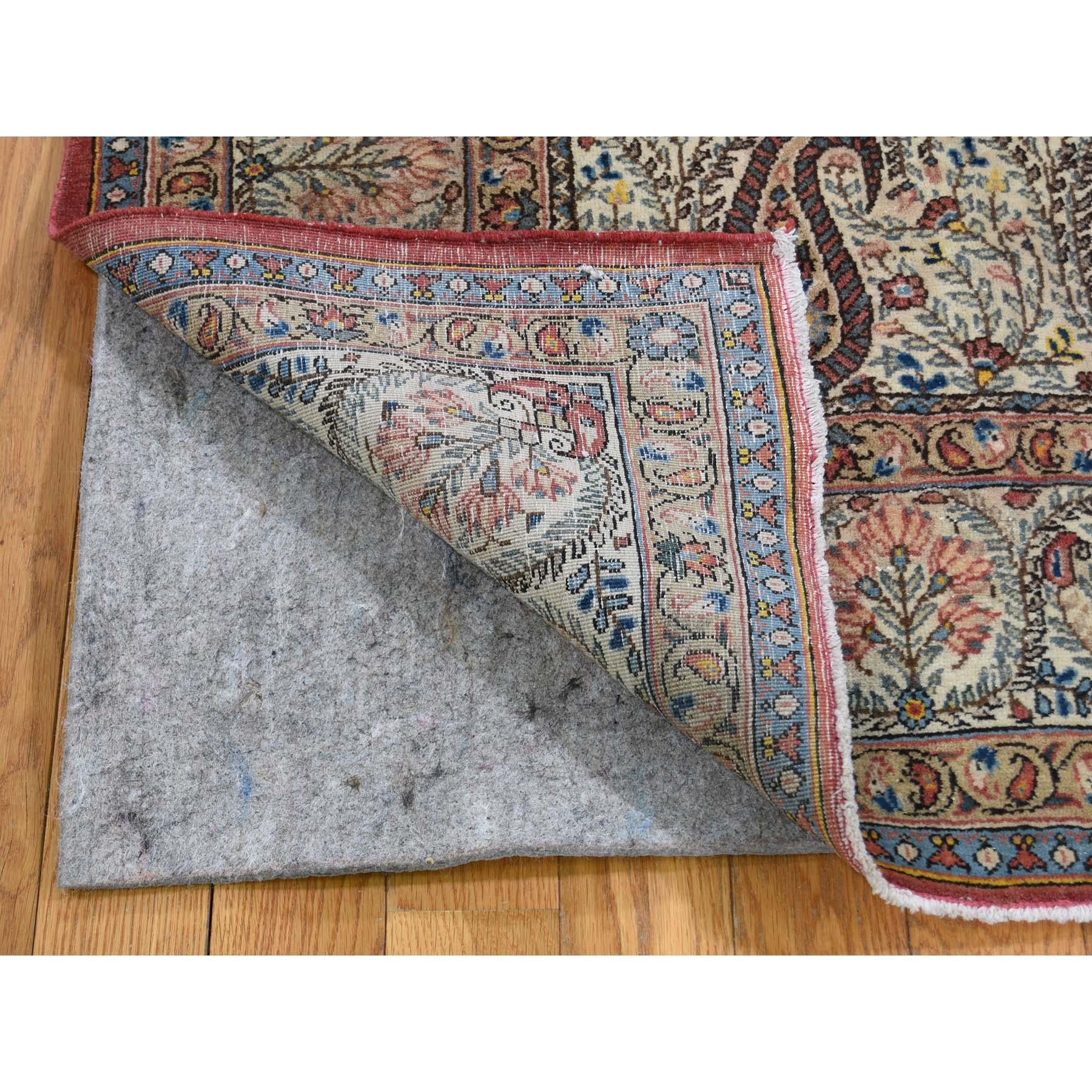 Antike persische Qum Guter Zustand Paisley Design Handgeknüpft Feiner Orientteppich im Zustand „Gut“ im Angebot in Carlstadt, NJ