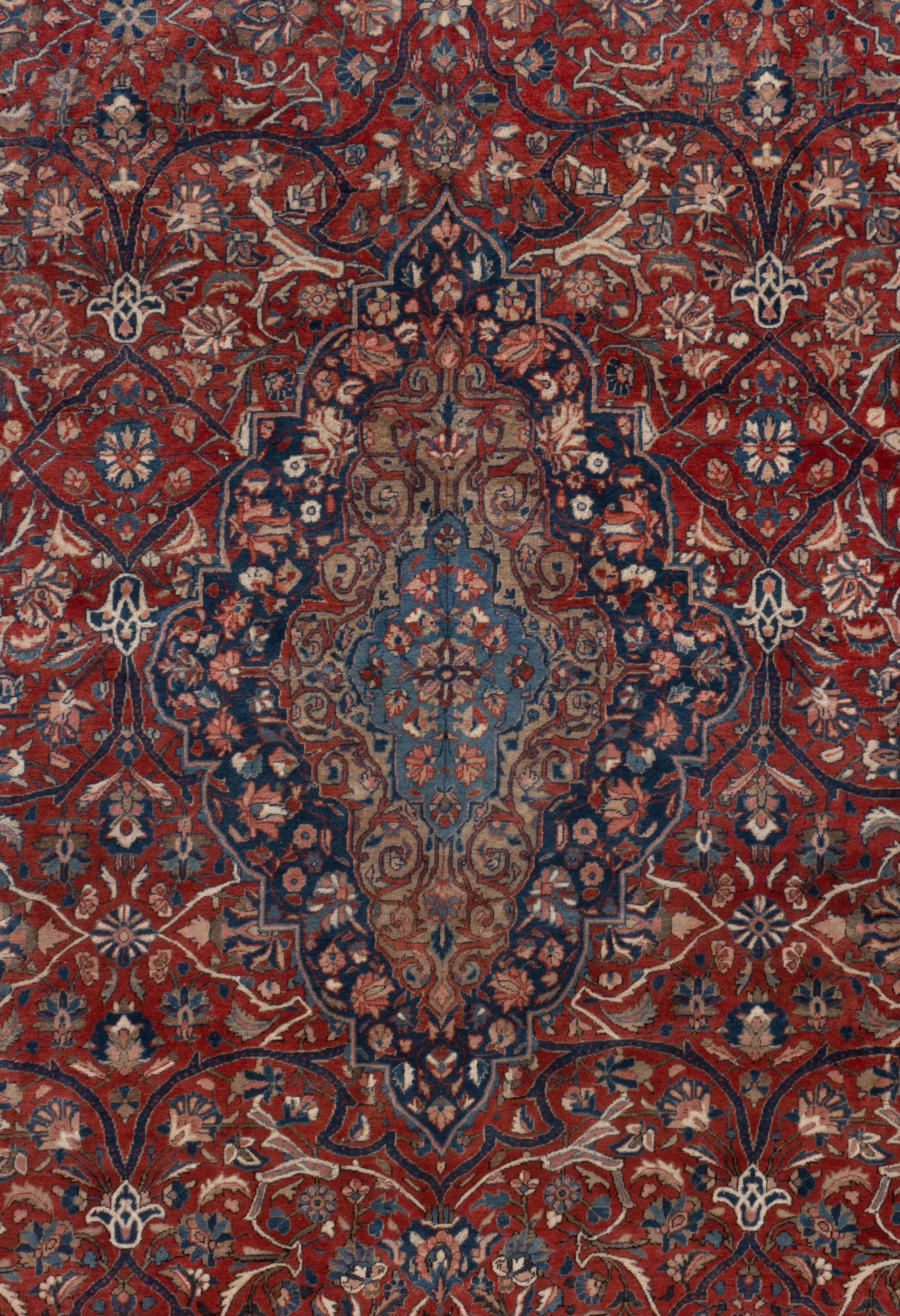 Ancien tapis de Kashan persan rouge noué à la main en vente 7
