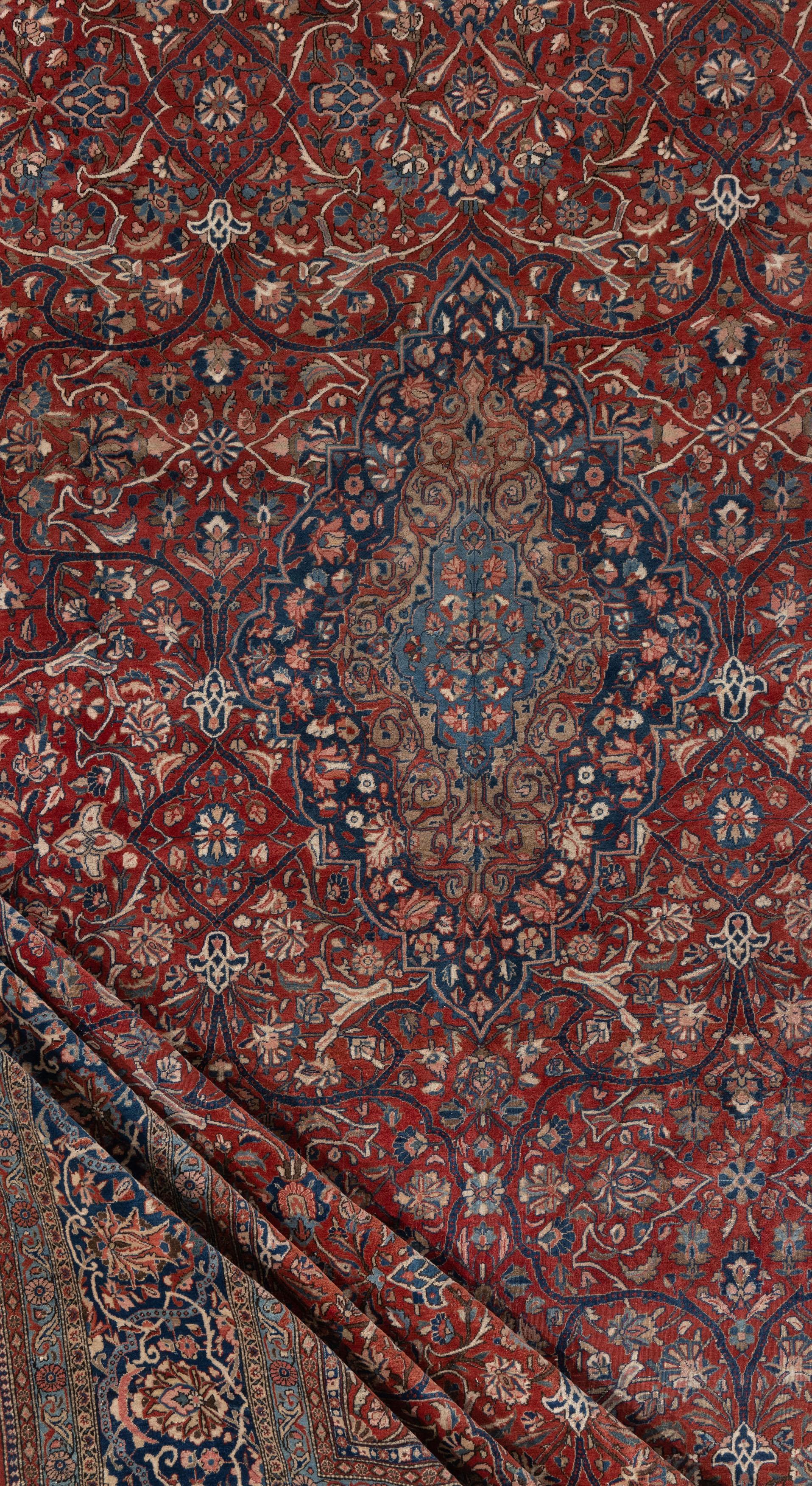 Noué à la main Ancien tapis de Kashan persan rouge noué à la main en vente