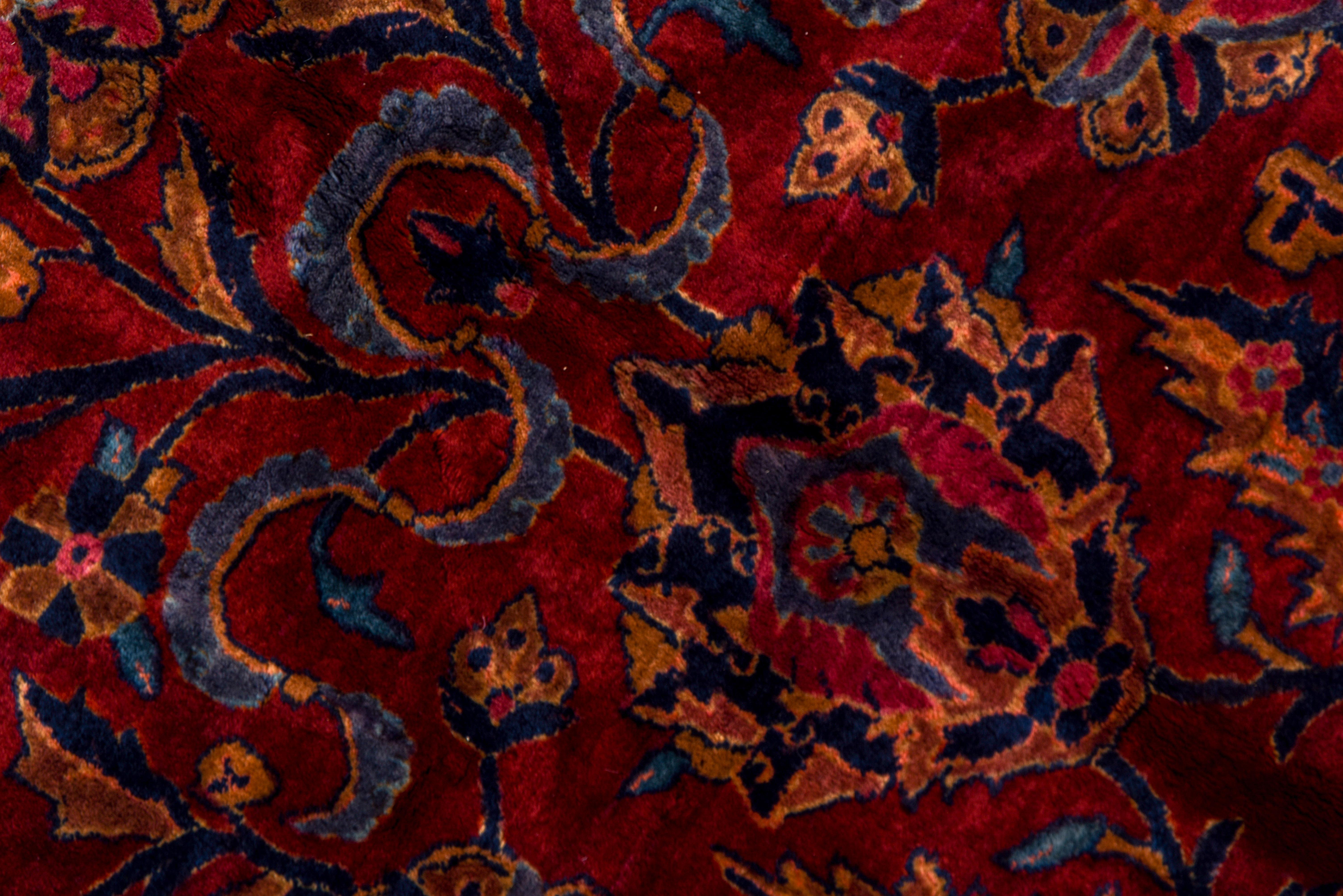 XX secolo Antico tappeto persiano rosso Kashan, anni '20 circa in vendita