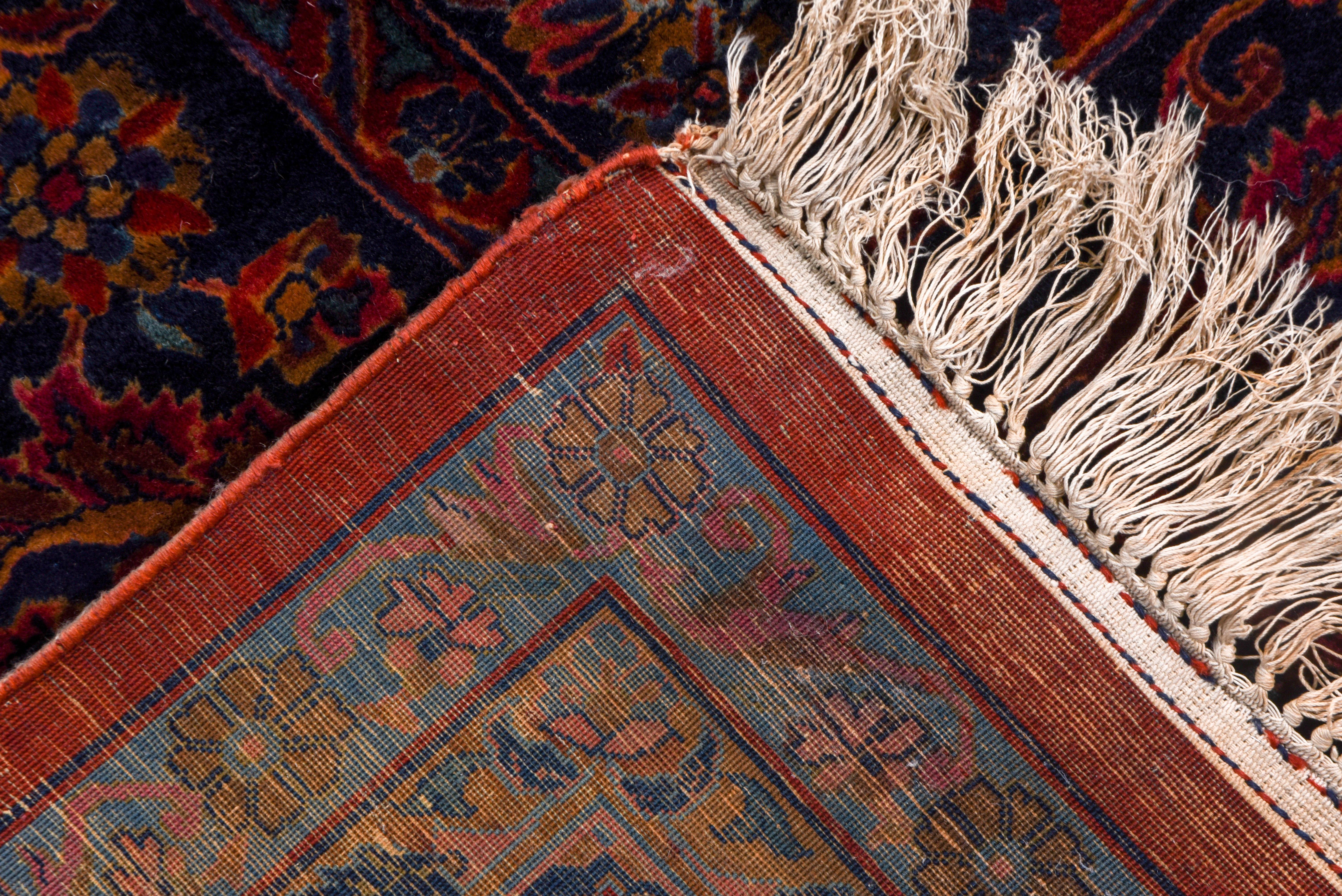 Antico tappeto persiano rosso Kashan, anni '20 circa in vendita 1