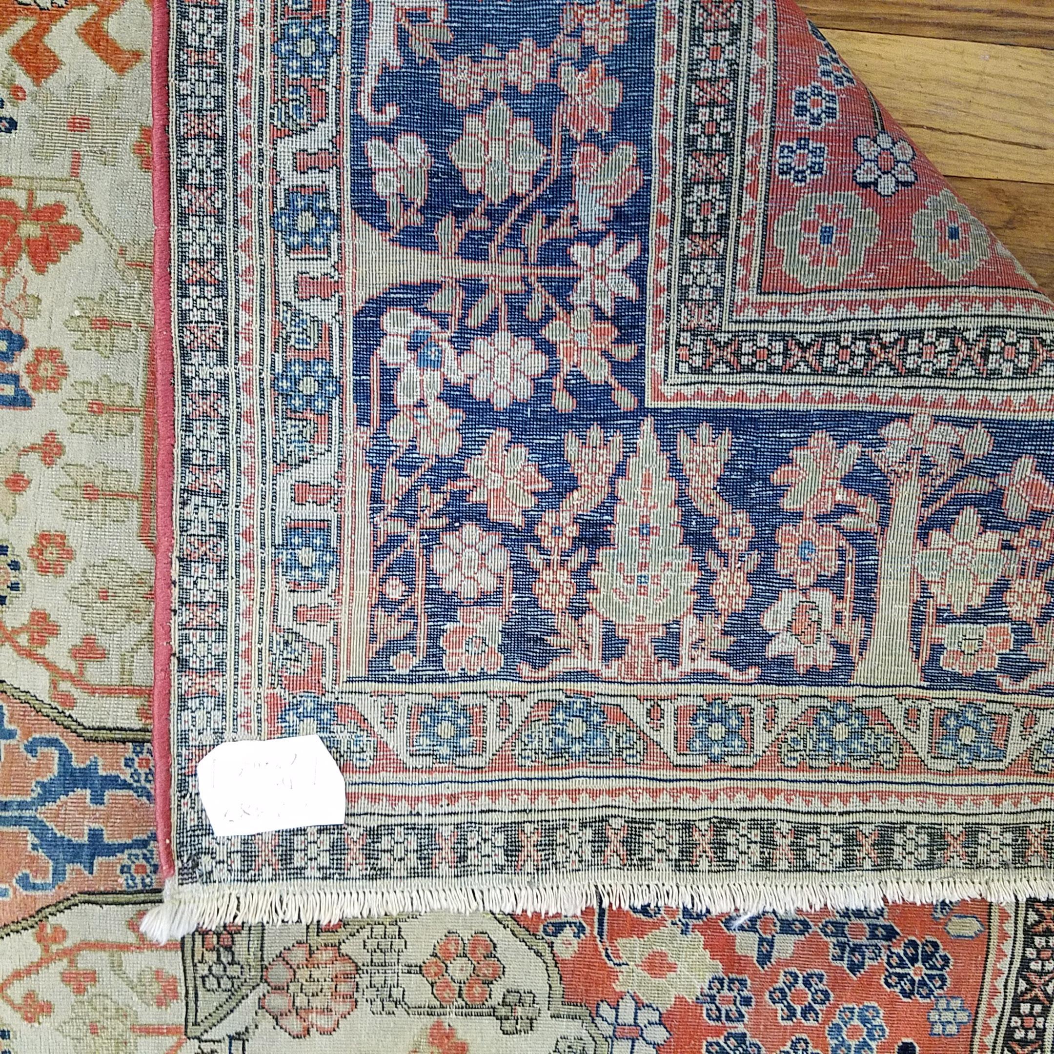 Tapis ancien persan rouge de Kashan Mohtashem 4'2 x 6'. Bon état - En vente à New York, NY