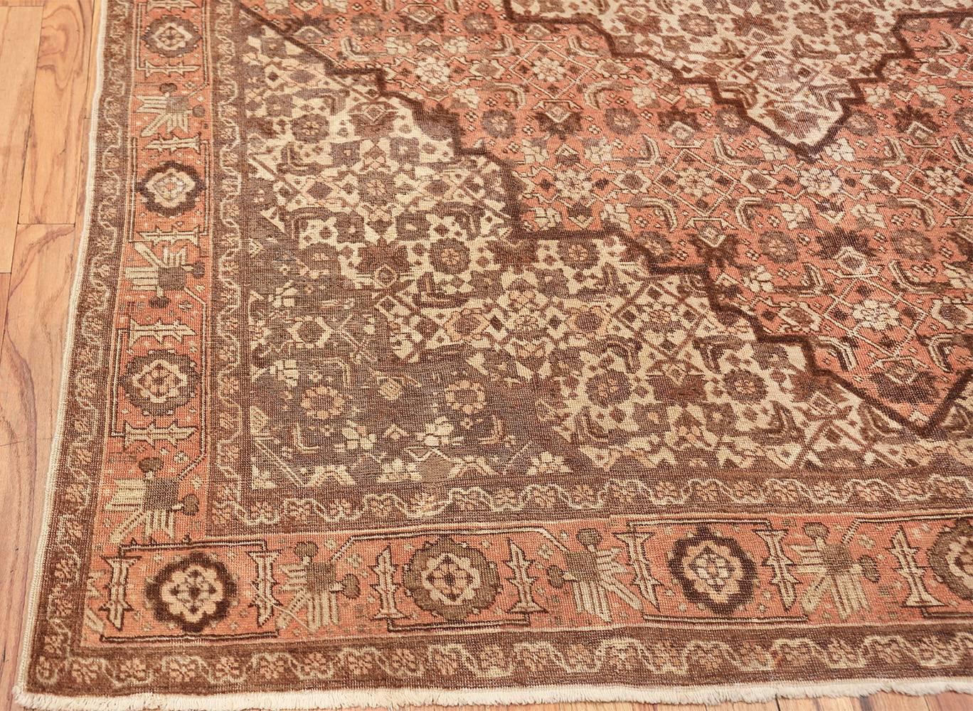 Antique Persian Room Size Tabriz Rug.7 ft 1 in x 10 ft 3 in  For Sale 2