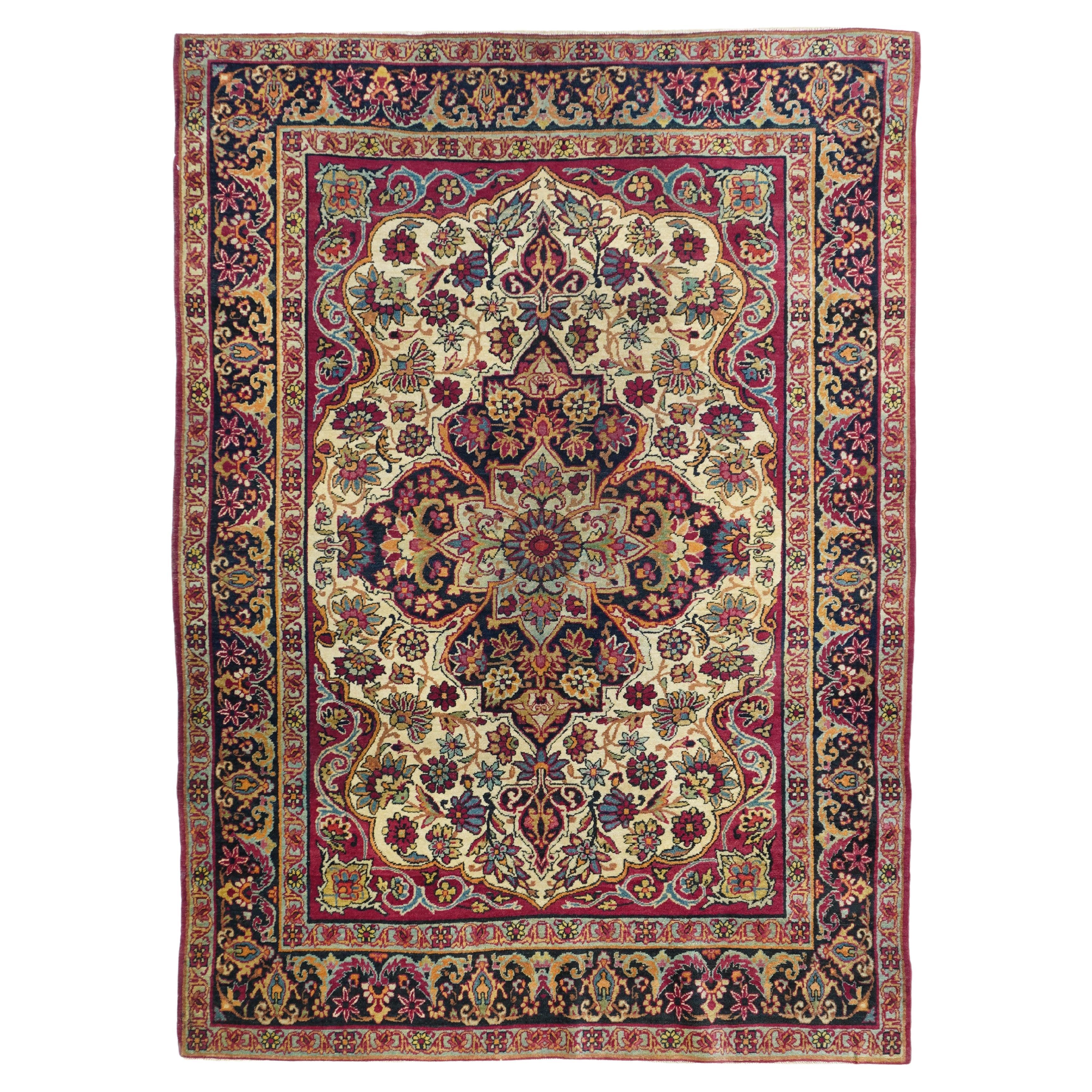 Antiker persischer Kerman Lavar Teppich 4'4'' x 5'10''