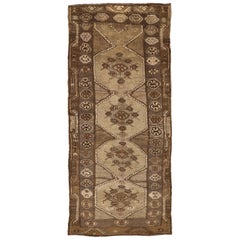 Antique Persian Rug Azerbaijan Design with Traditional Gul Motif, circa 1900s