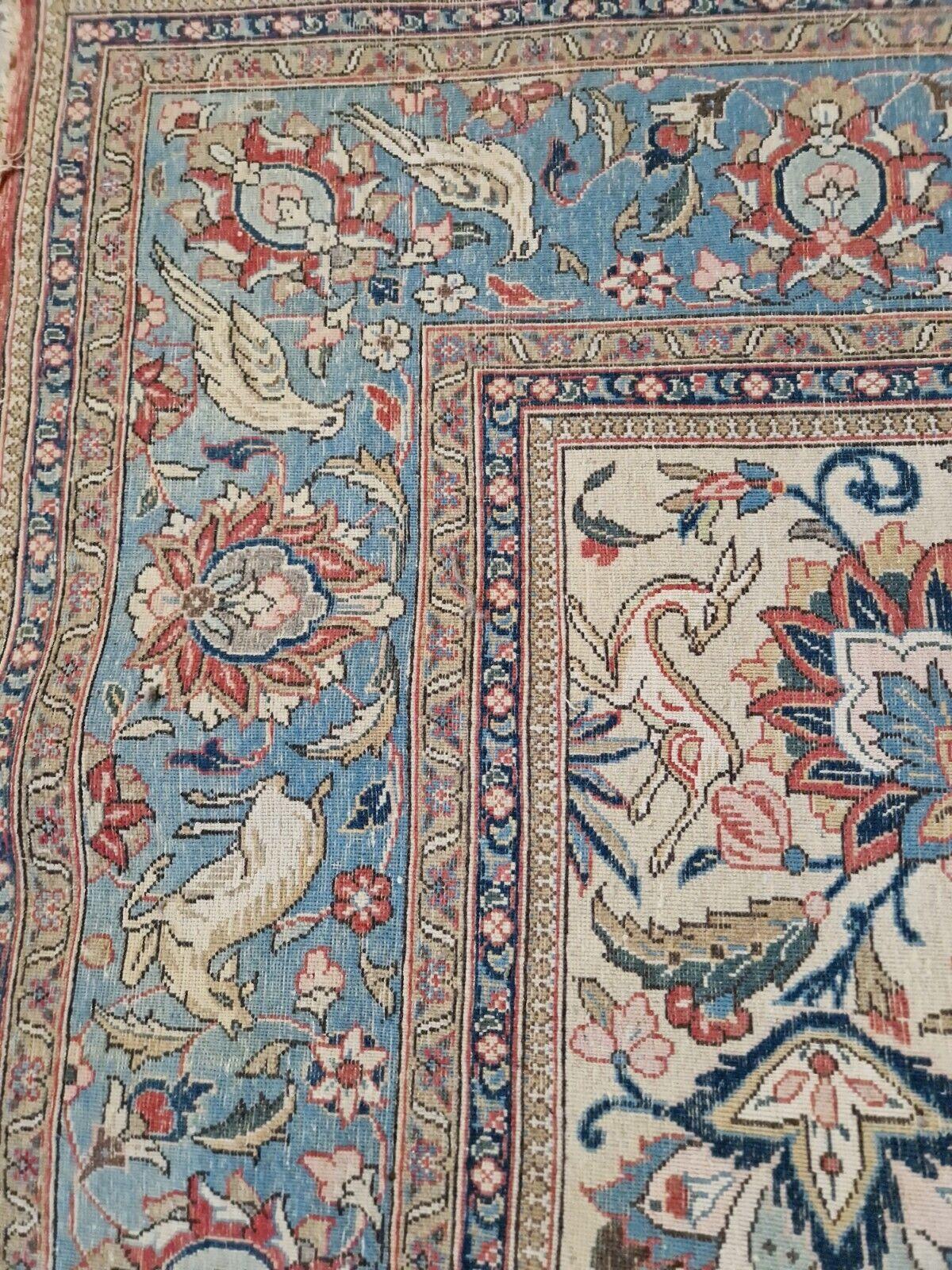 Persian Rug from the city of Ghom 355 X 232 cm Wool and Silk For Sale 5