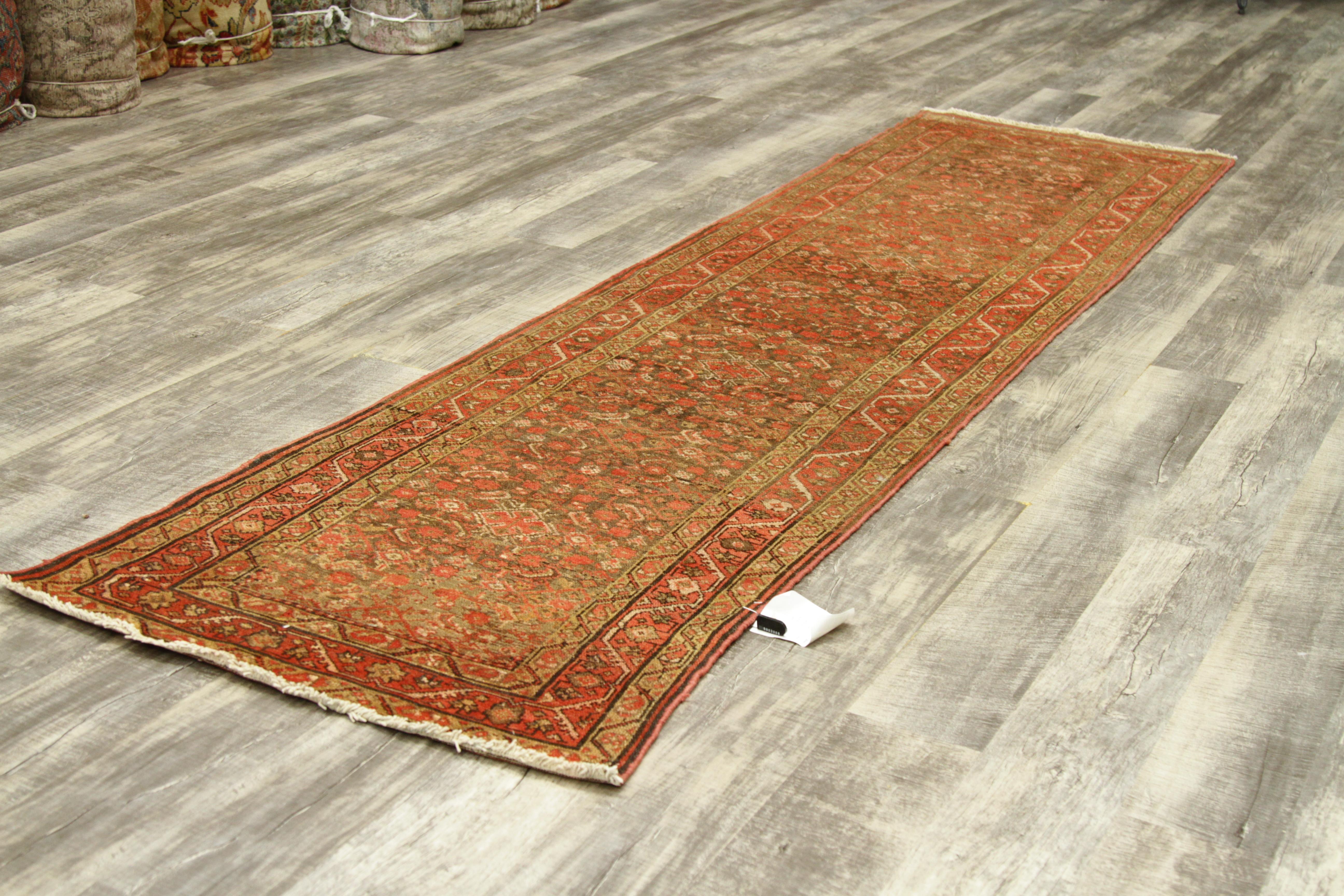 Antique Persian Rug in Malayer Design, 1910 For Sale 14