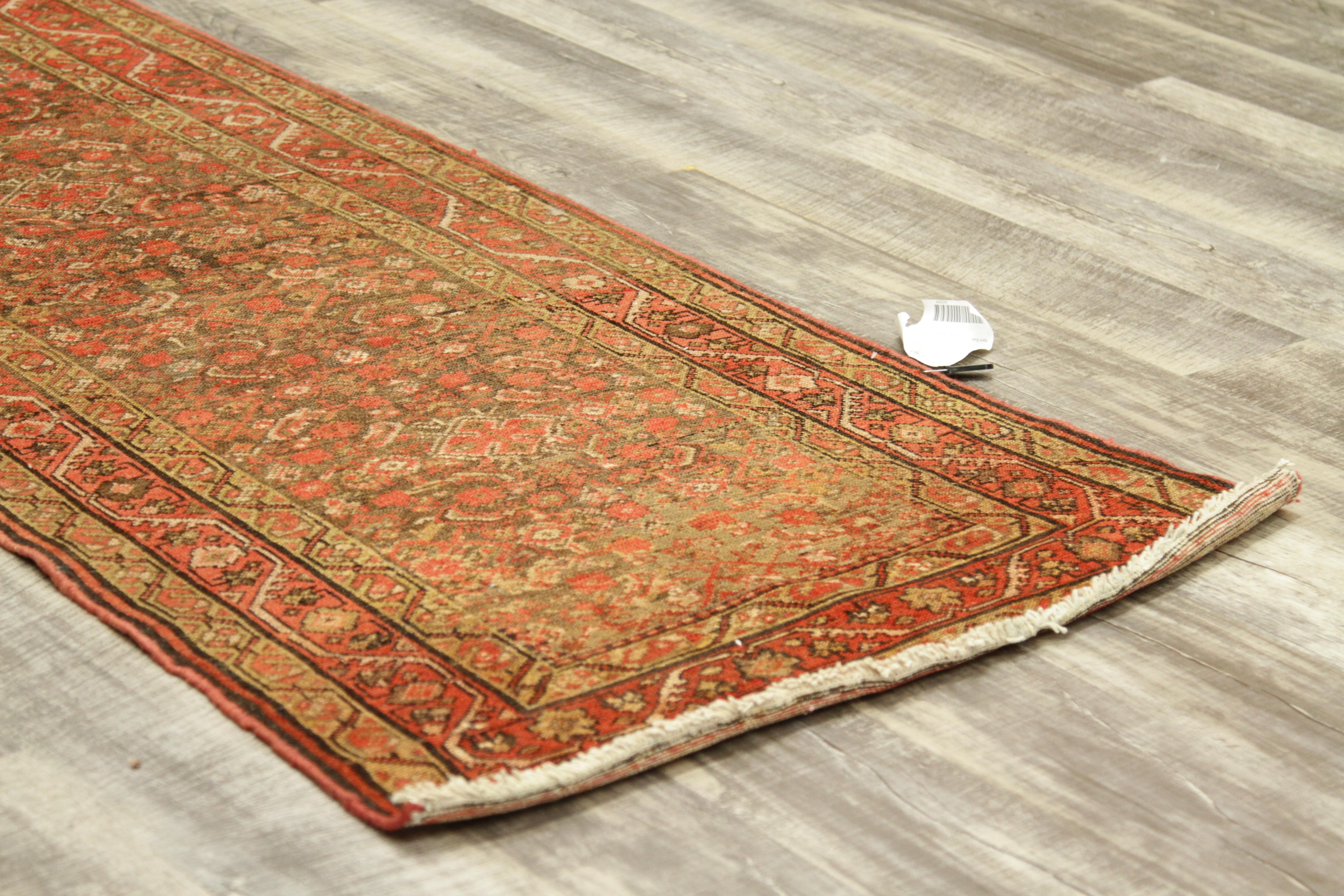 Antique Persian Rug in Malayer Design, 1910 For Sale 4