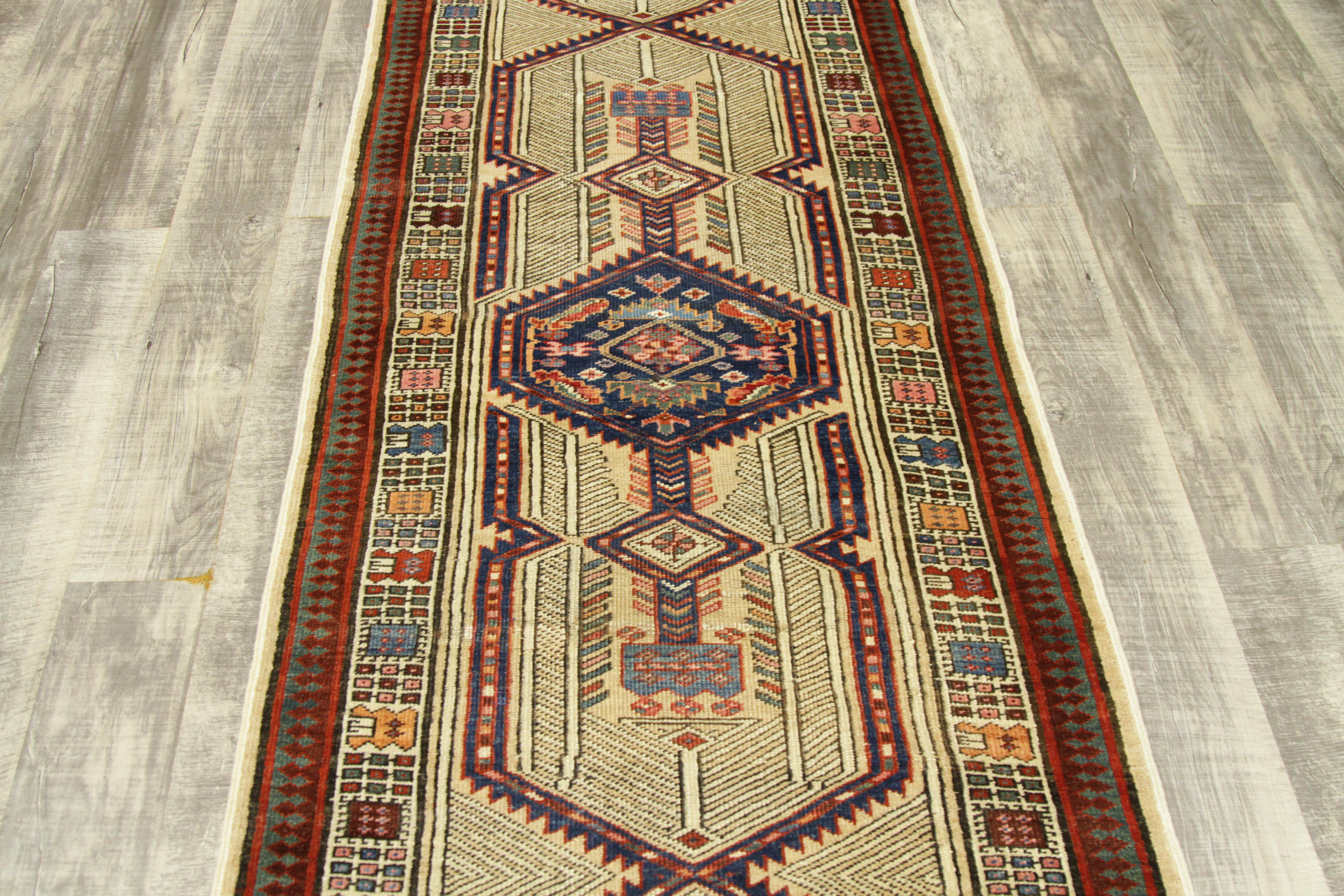 Antique Persian Rug in Tribal Sarab Design with Fine Wool Backing, circa 1930s For Sale 6