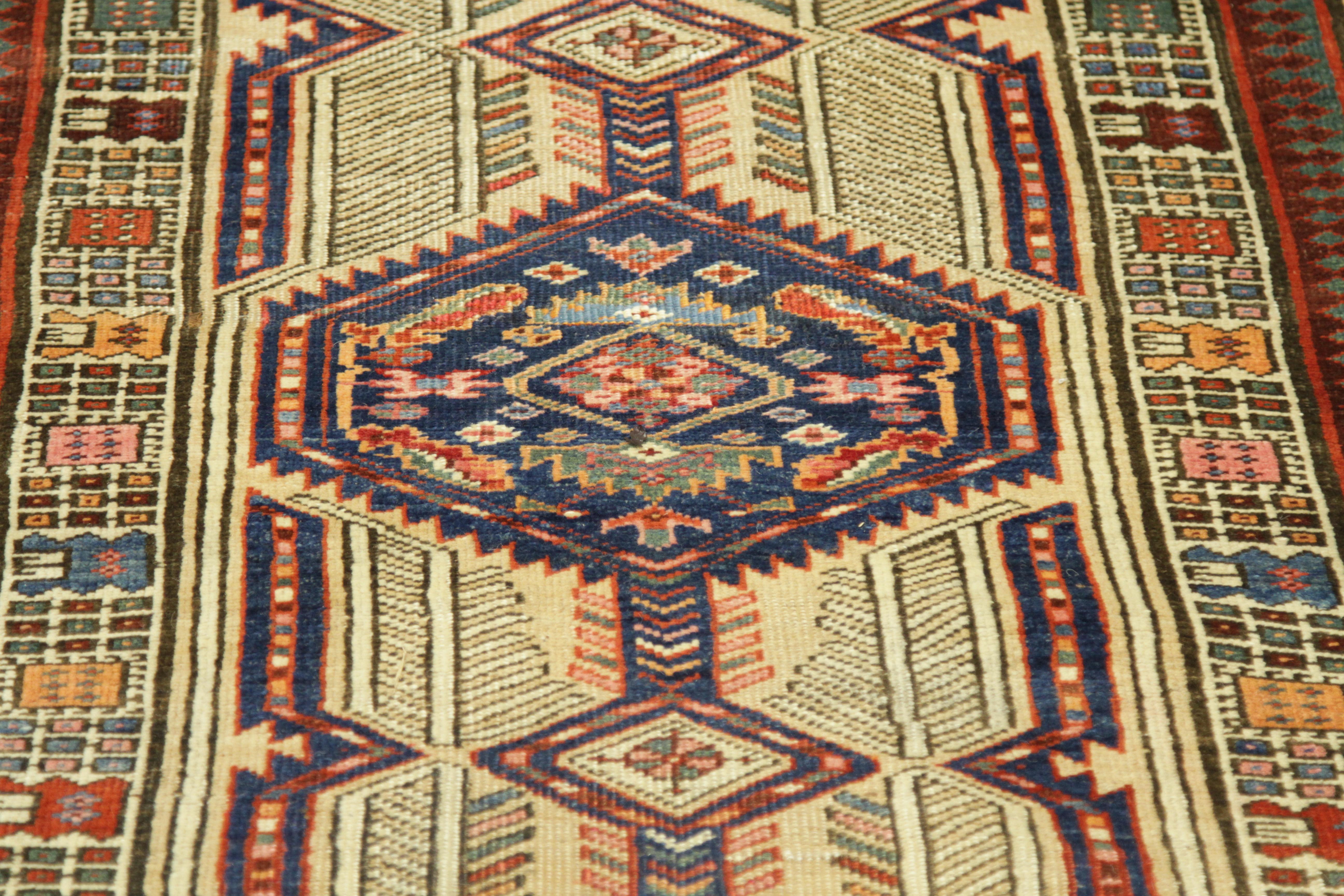 Antique Persian Rug in Tribal Sarab Design with Fine Wool Backing, circa 1930s For Sale 7