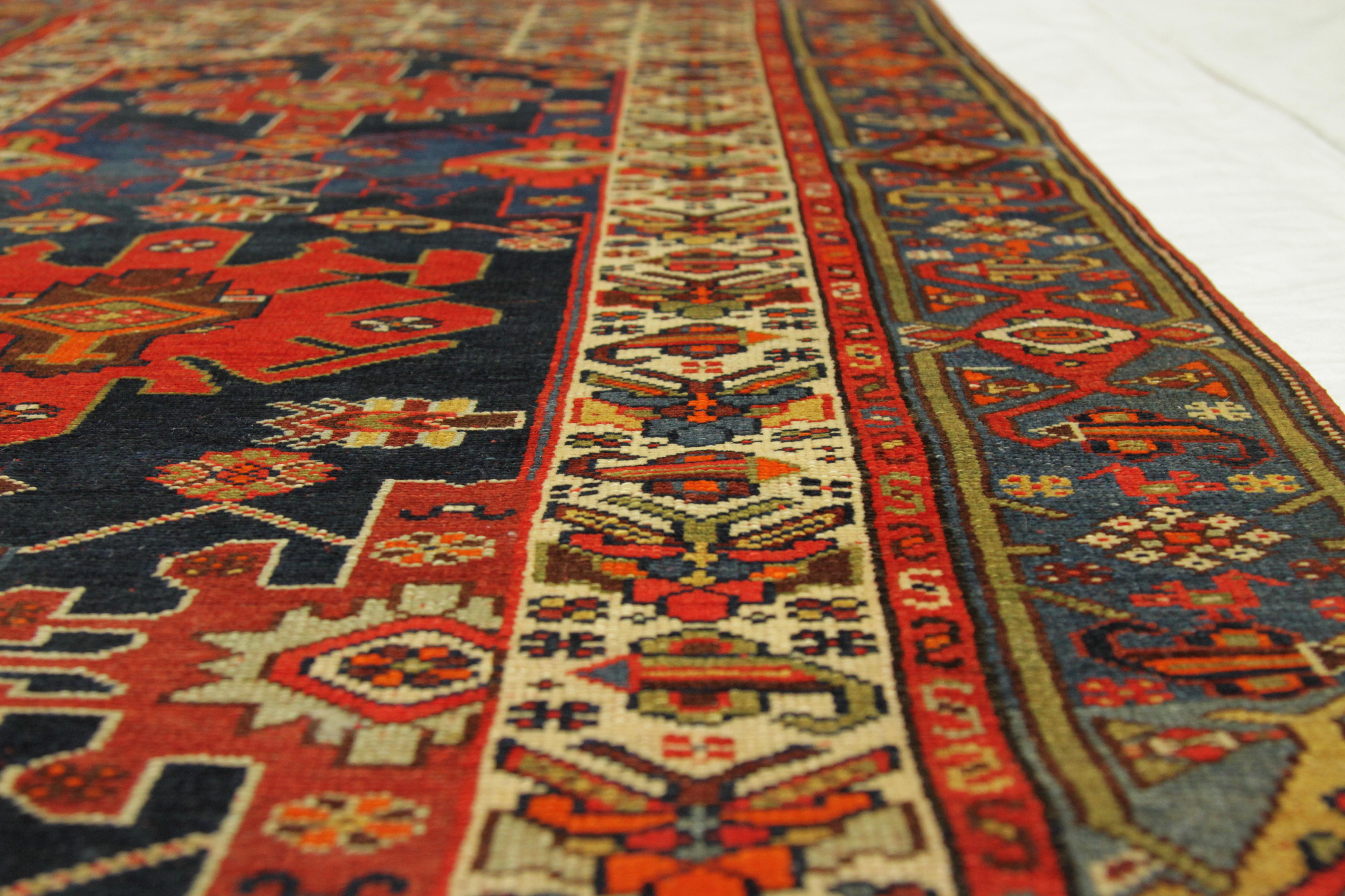 Début du 20ème siècle Tapis persan ancien à motif Malayer avec motifs géométriques majestueux, vers les années 1910 en vente