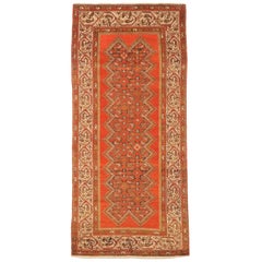 Tapis persan ancien de style Malayer avec enchanteresses détails géométriques, vers les années 1930