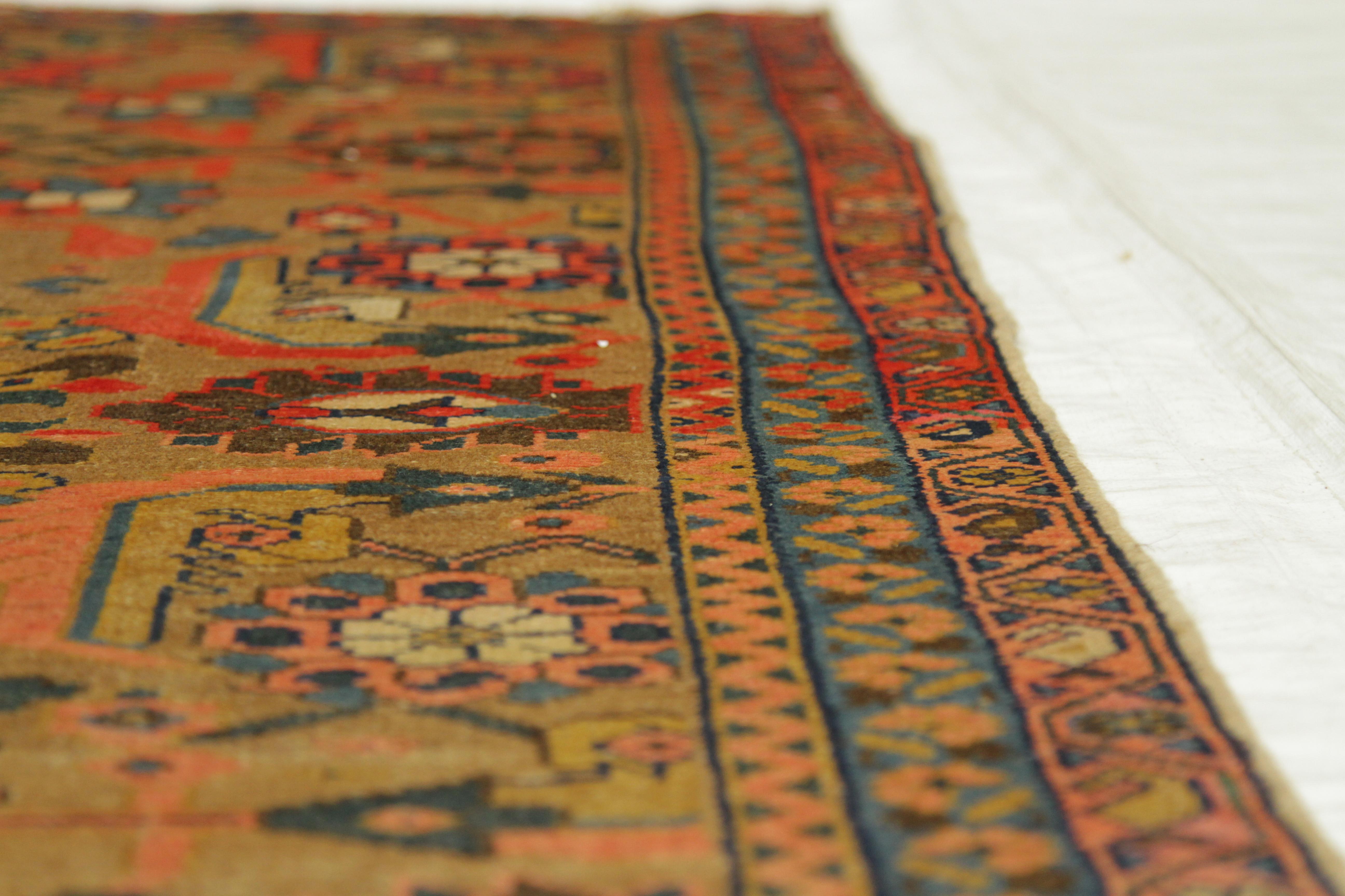 Antiker persischer Teppich im Malayer-Stil mit großem 