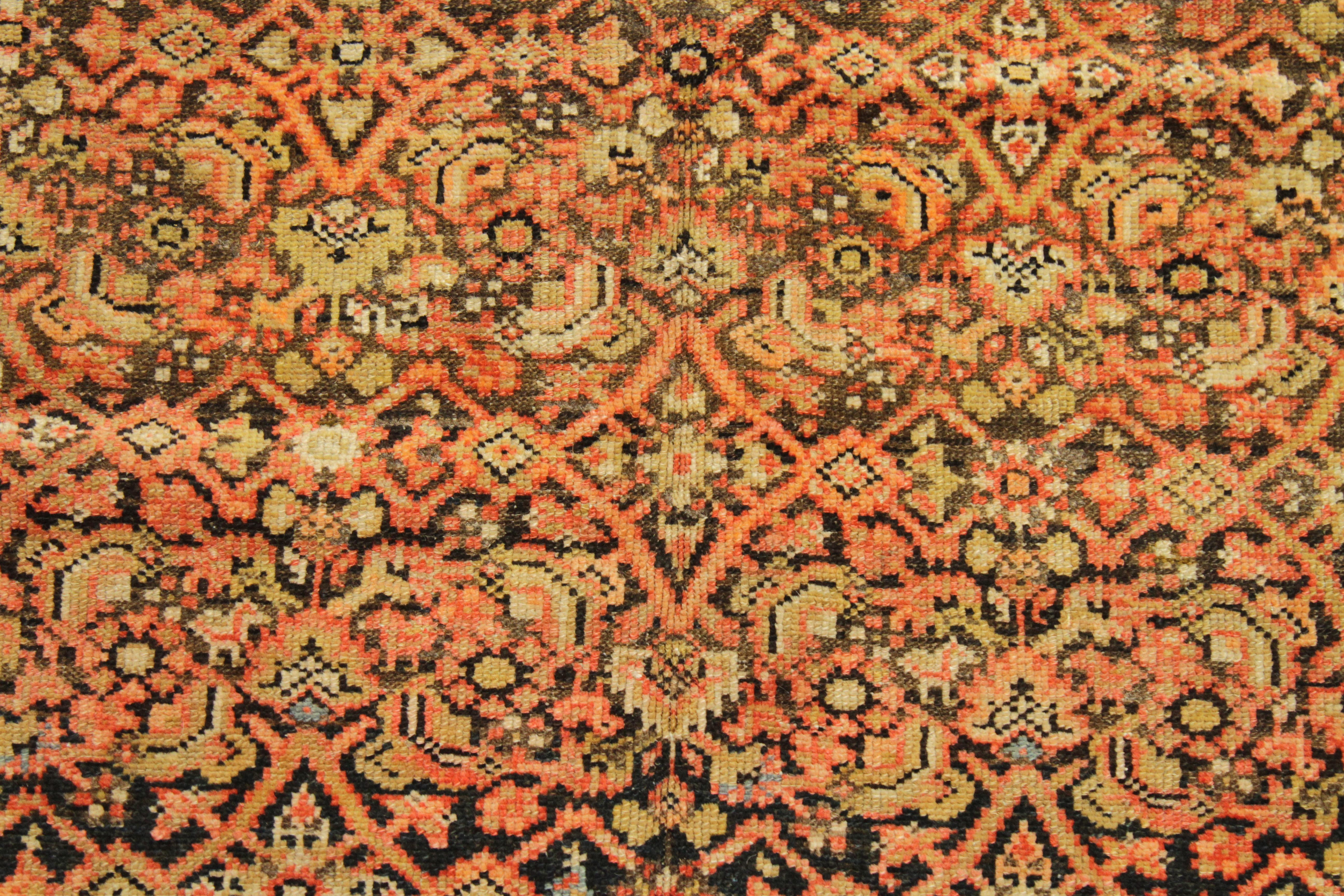 Antique Persian Rug Malayer Style with Ornate Stars & Flowers Pattern circa 1930 For Sale 3