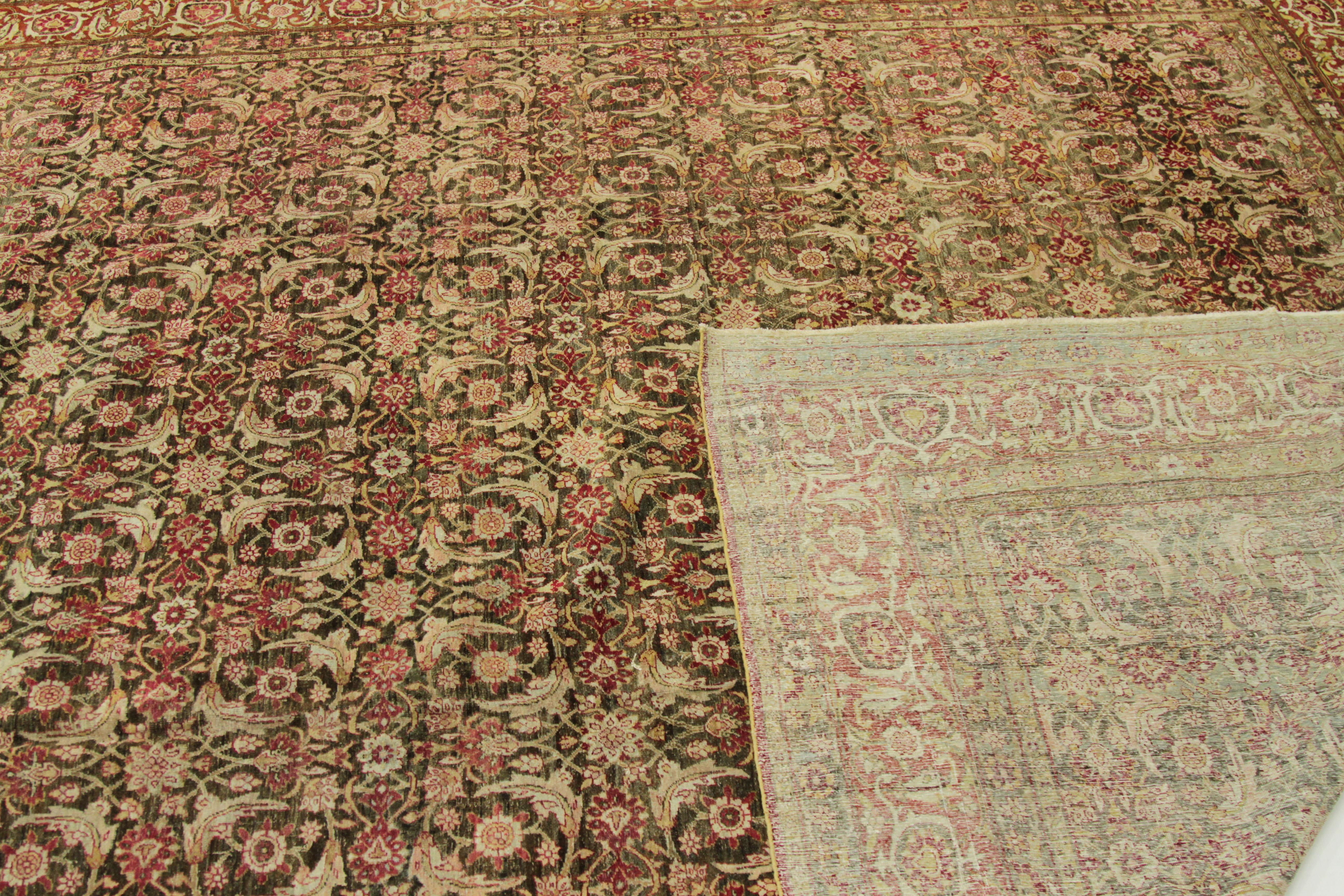  Antique Persian Rug Yazd Design with Red and Pink Medallion Field, circa 1910s For Sale 2