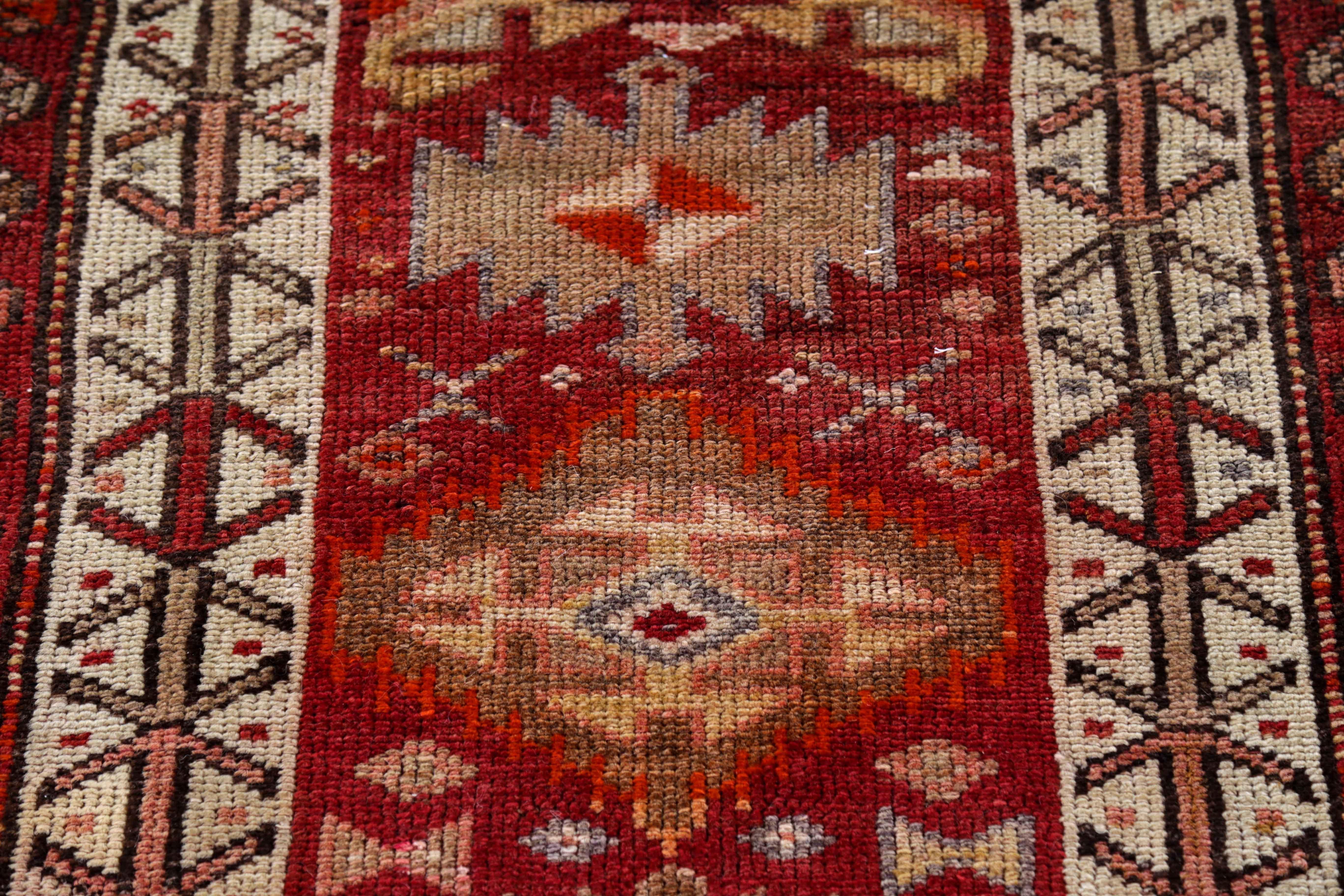 Perse Tapis de course persan ancien design azerbaïdjan en vente