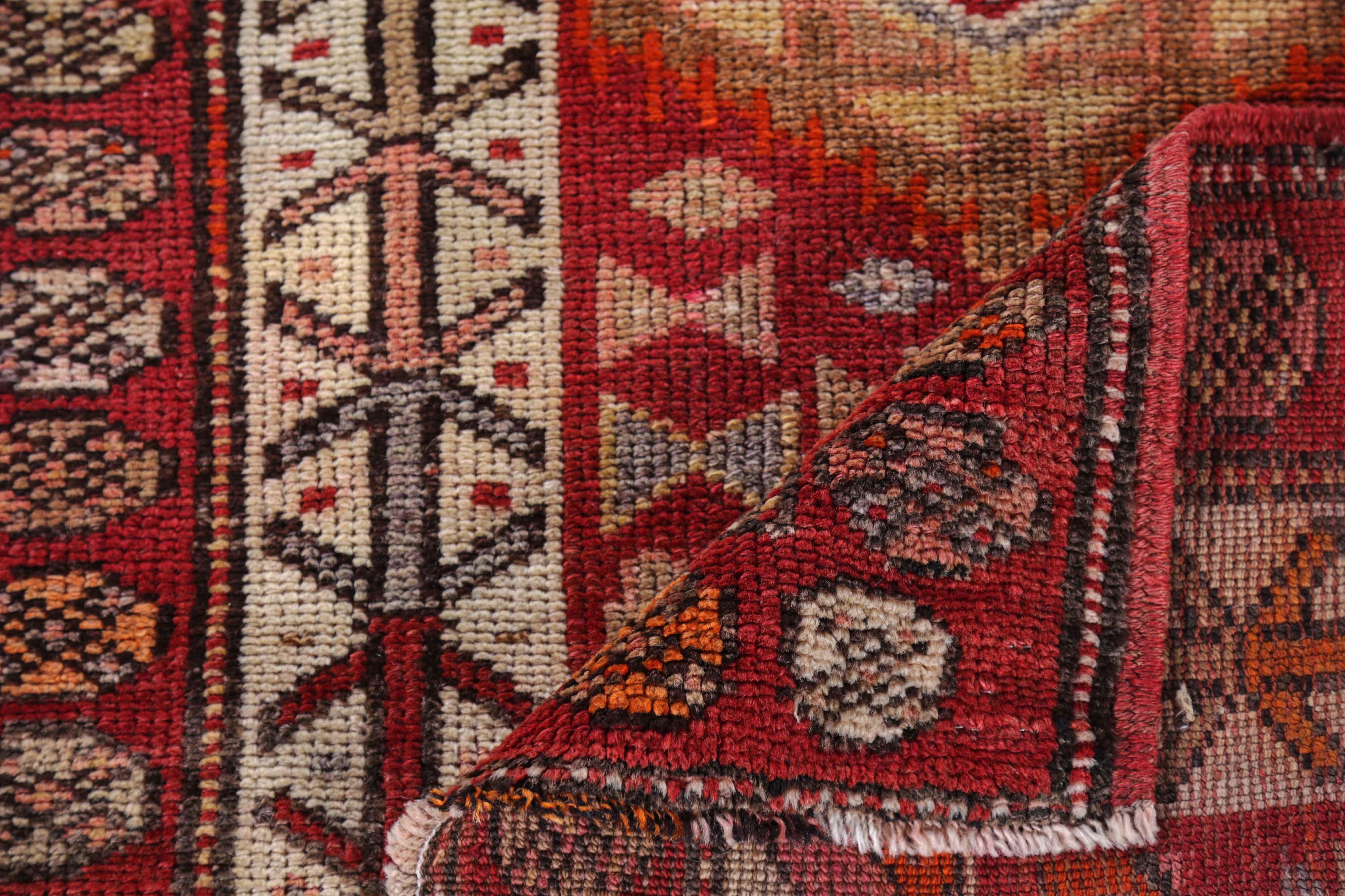 20ième siècle Tapis de course persan ancien design azerbaïdjan en vente