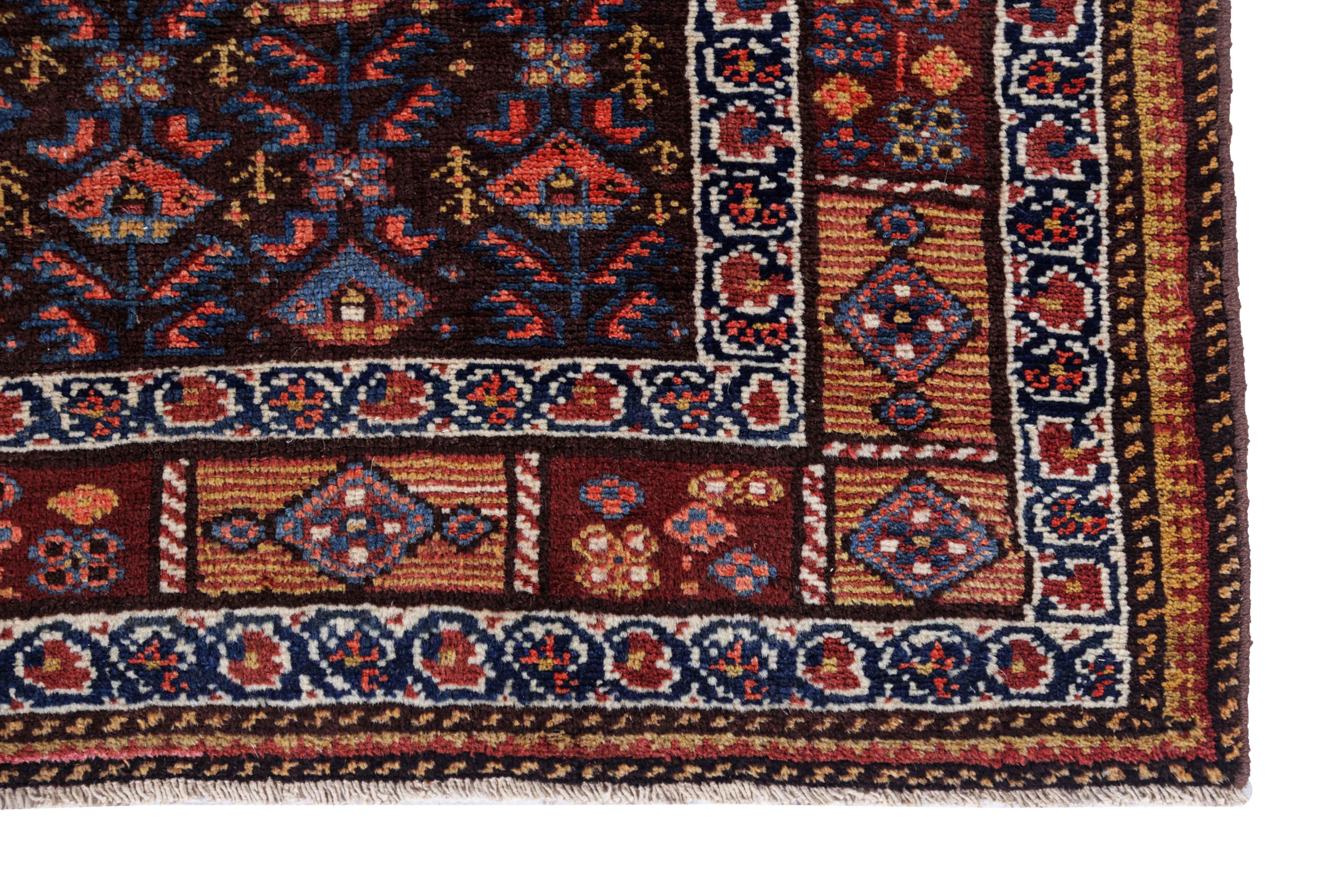 Antiker persischer Läufer im Bijar-Design (Persisch) im Angebot