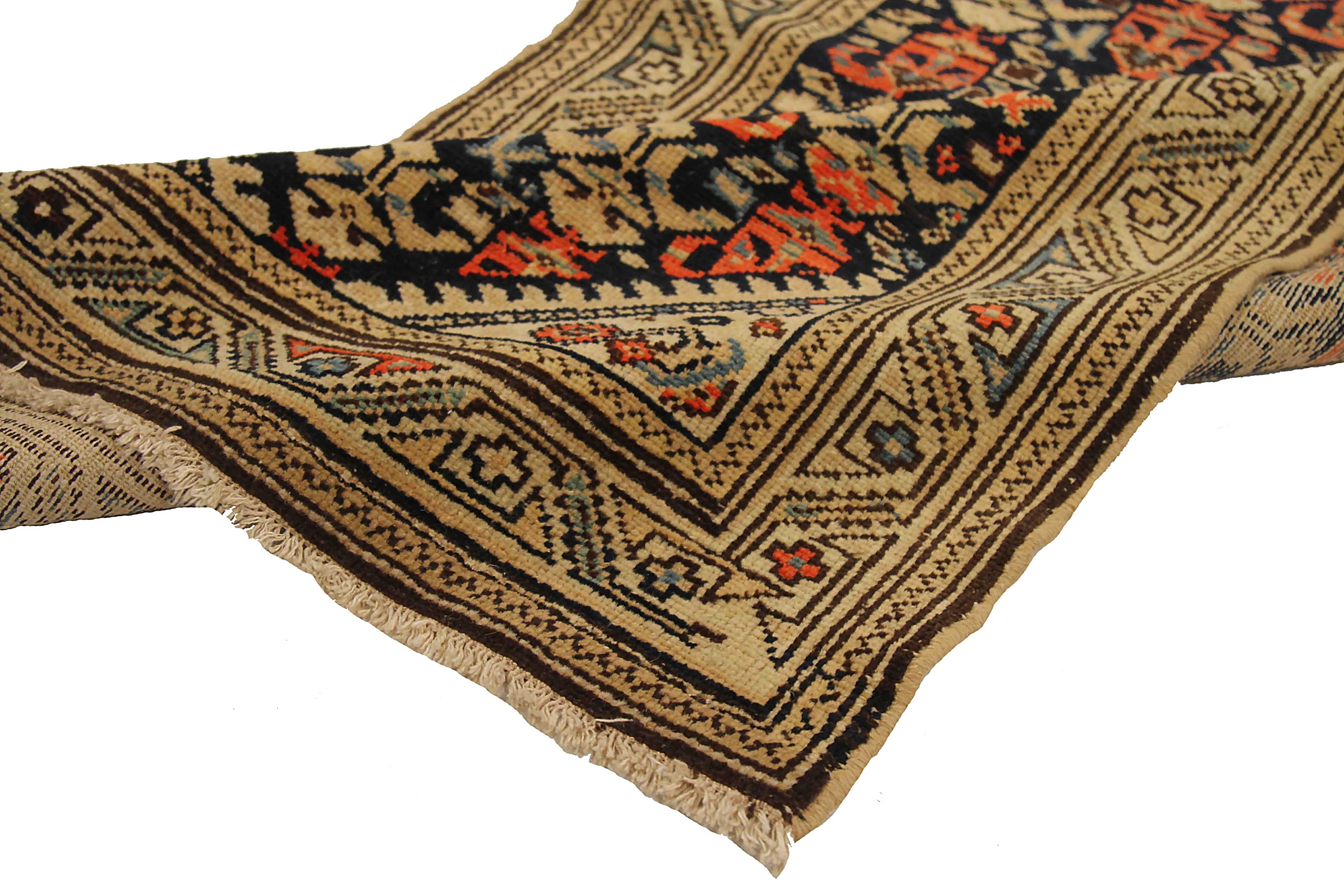 Antique Persian Runner Rug Malayer Design In Excellent Condition For Sale In Dallas, TX